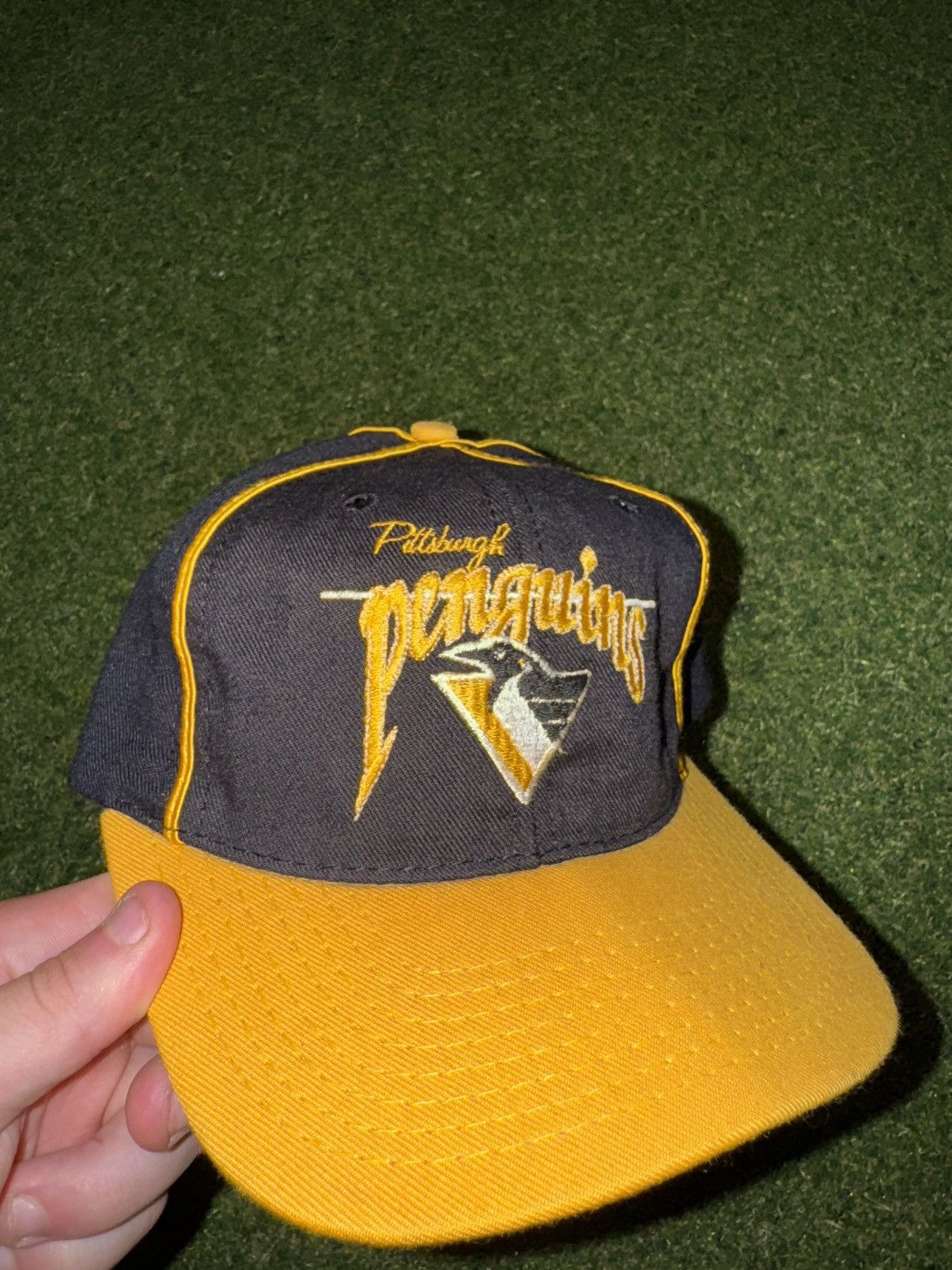 NHL Vintage Pittsburgh Penguins hat Size ONE SIZE - 1 Thumbnail