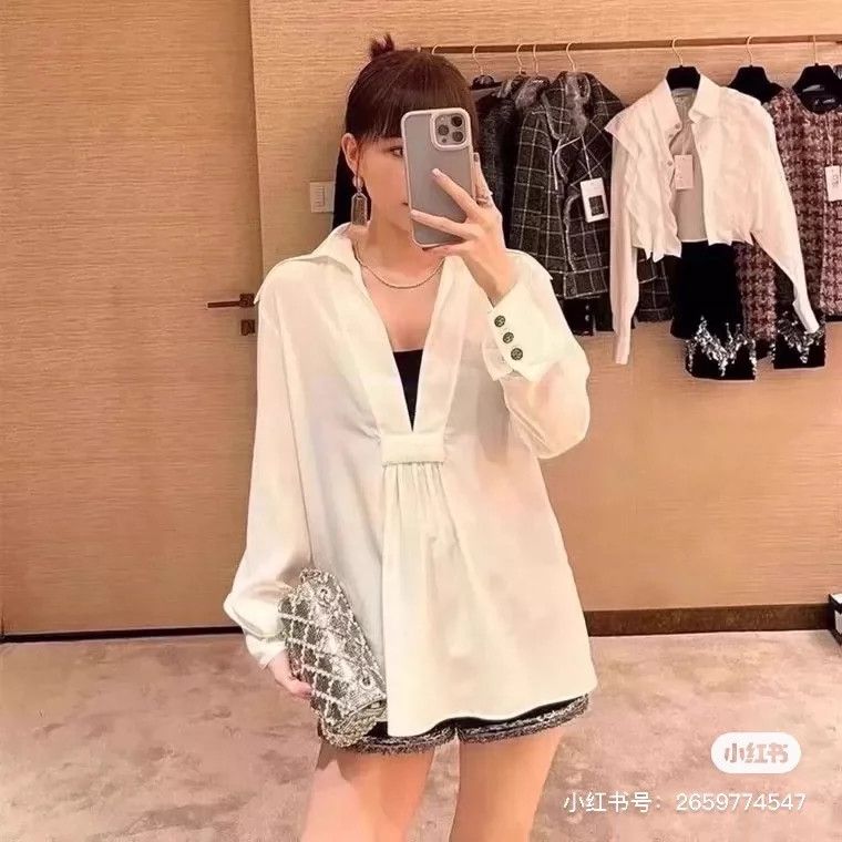 Chanel Chanel 22A large v-neck silk shirt Size XS / US 0-2 / IT 36-38 - 6 Thumbnail