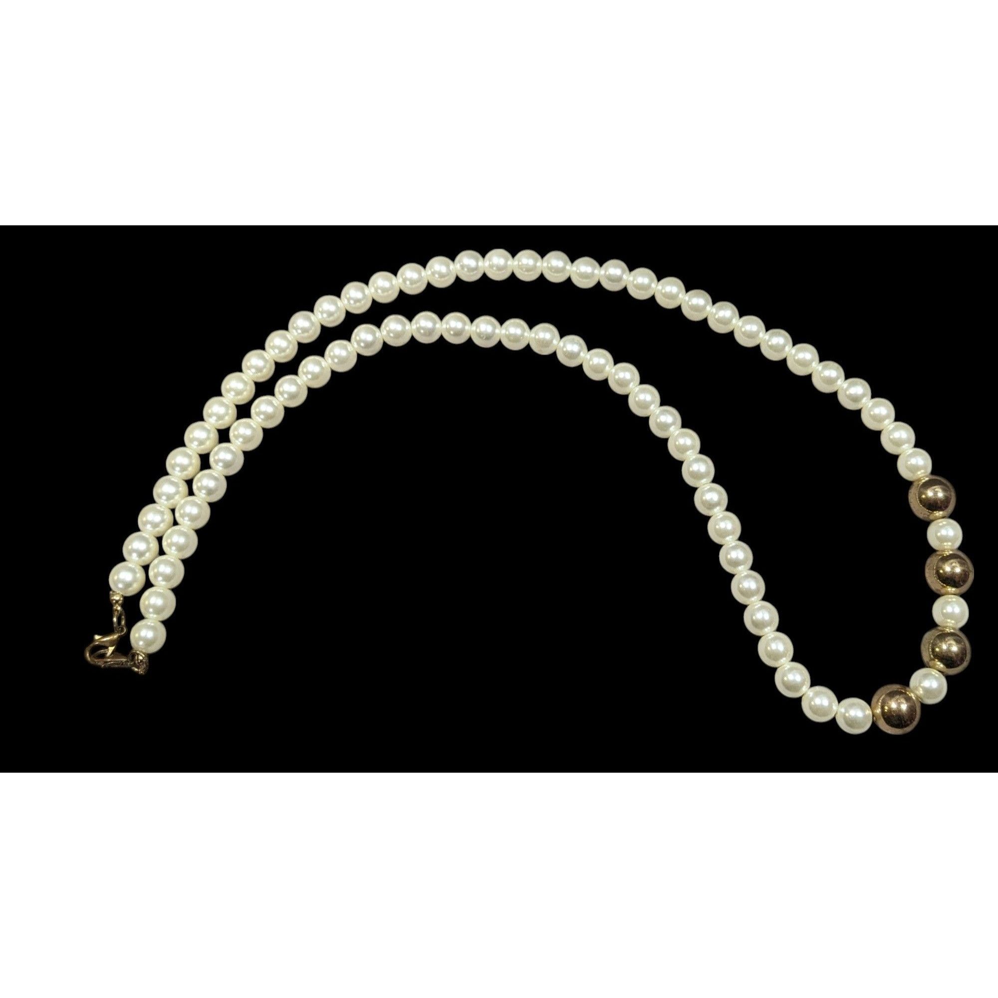 Other Vintage Elegant Glam Faux Pearl Necklace With Gold Tone Acce Size ONE SIZE - 1 Thumbnail