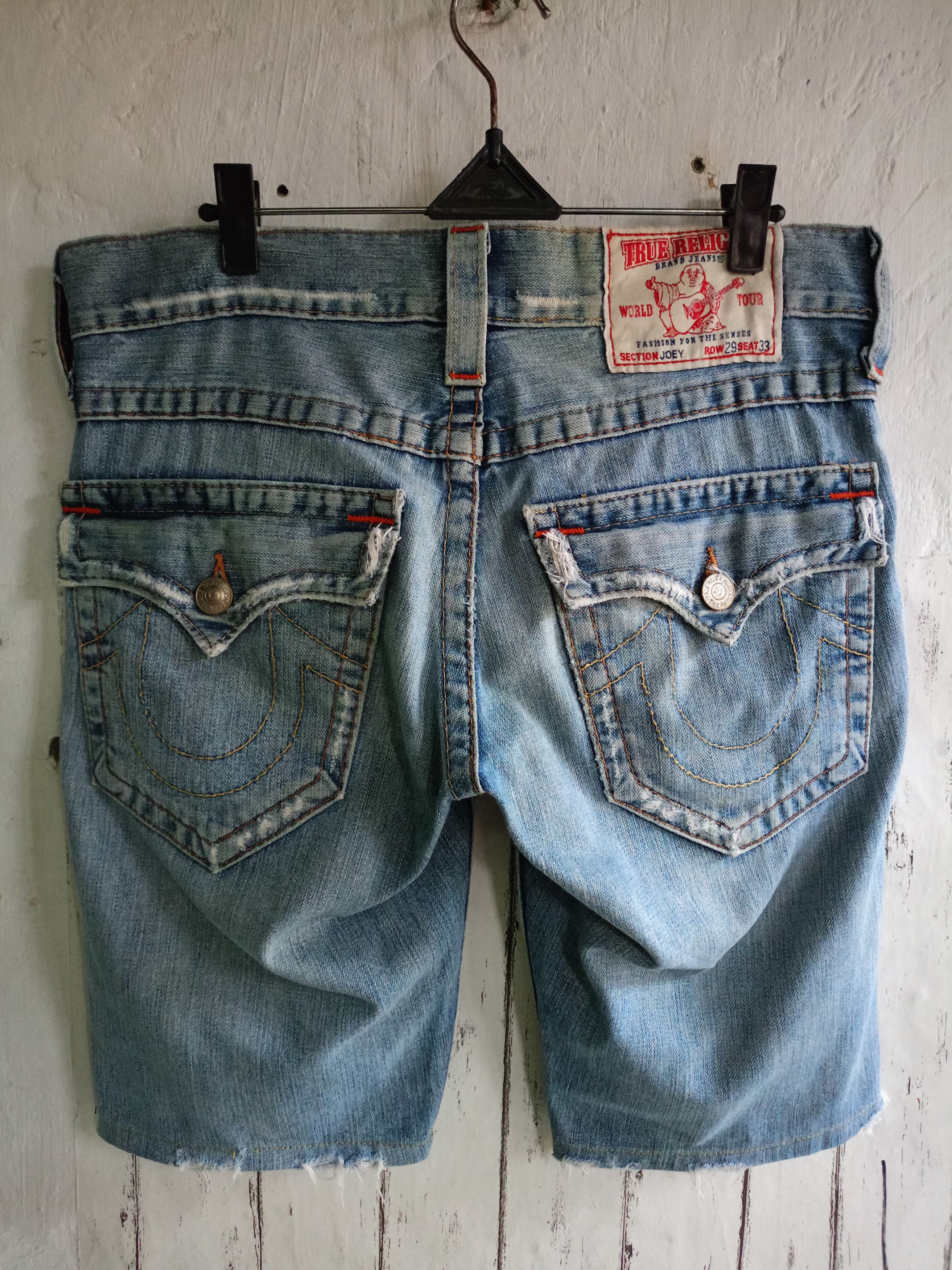 True Religion TRUE RELIGION DISTRESSED DENIM SHORTS PANTS Size US 33 - 4 Thumbnail