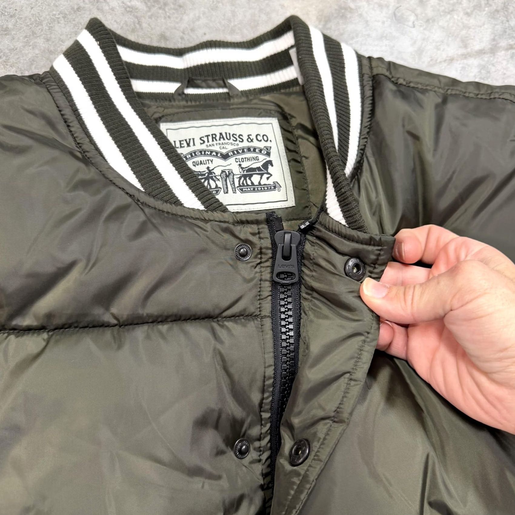 Levi's Levi's Vest Mens 2XL Green Puffer Quilted Full Zip Varsity Collar Insulated Jacket Size US XXL / EU 58 / 5 - 2 Thumbnail