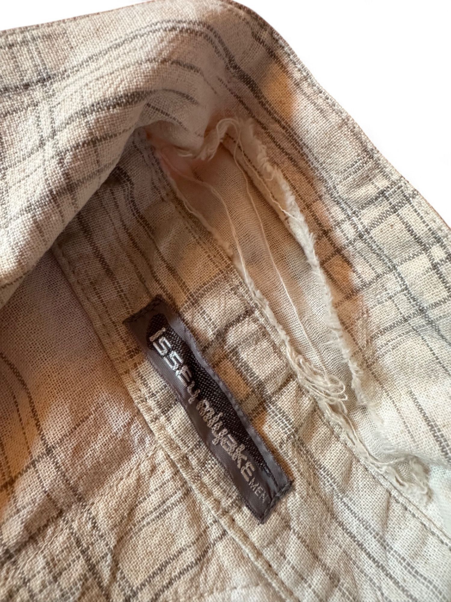 Issey Miyake 90s Issey Miyake Men’s Plaid Shirt Size US S / EU 44-46 / 1 - 11 Thumbnail