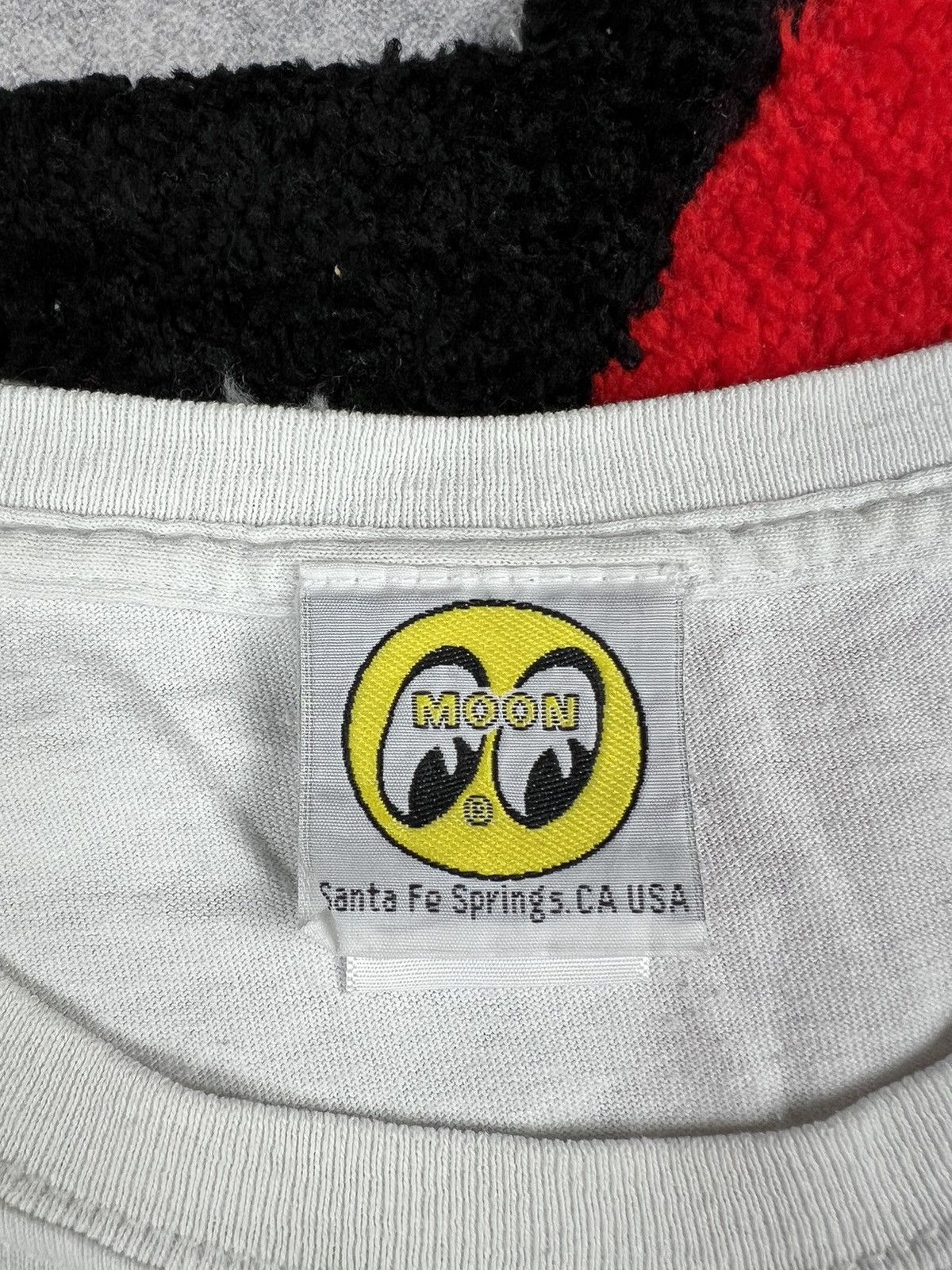 Vintage Vintage 2000’s Mooneyes USA California Big Logo Y2K Tee Size US XL / EU 56 / 4 - 11 Thumbnail