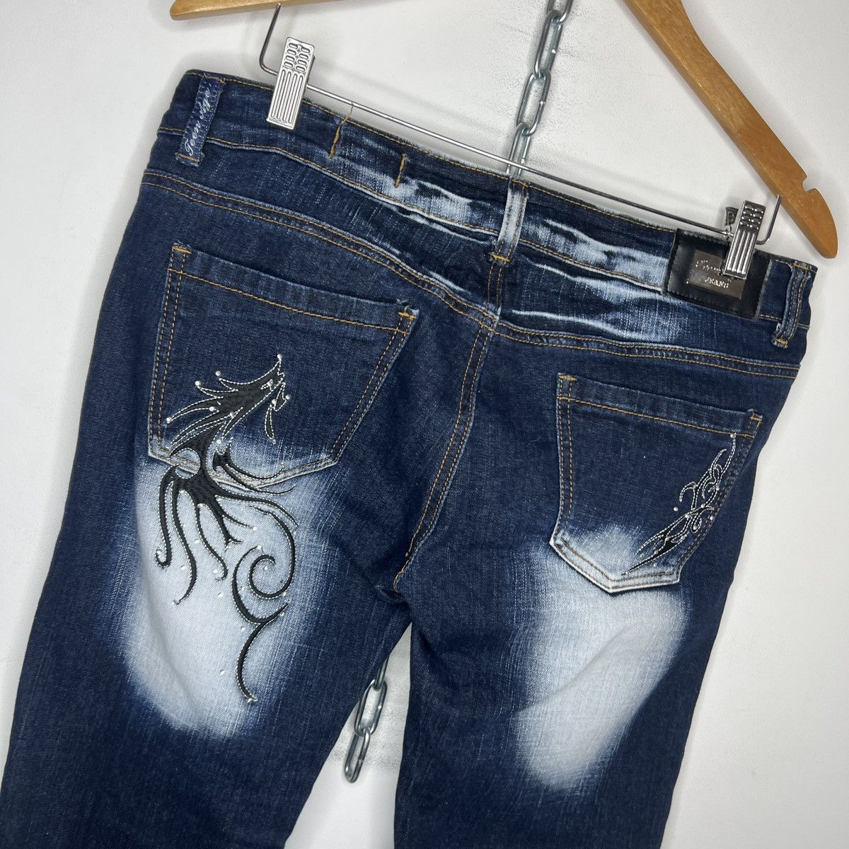 Japanese Brand × Vintage Vintage Crazy Age Low Rise Bootcut Denim Jeans Baggy Tribal Size 30" / US 8 / IT 44 - 7 Thumbnail