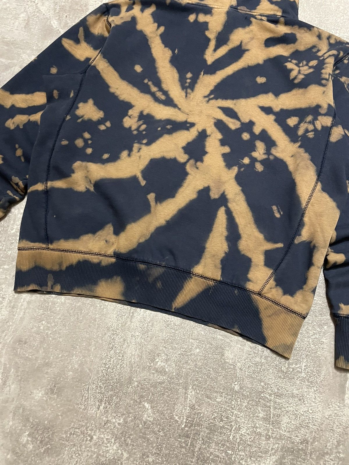 Nike Vintage Nike Swoosh Logo Custom Tie Dye Hoodie Size US M / EU 48-50 / 2 - 24 Thumbnail