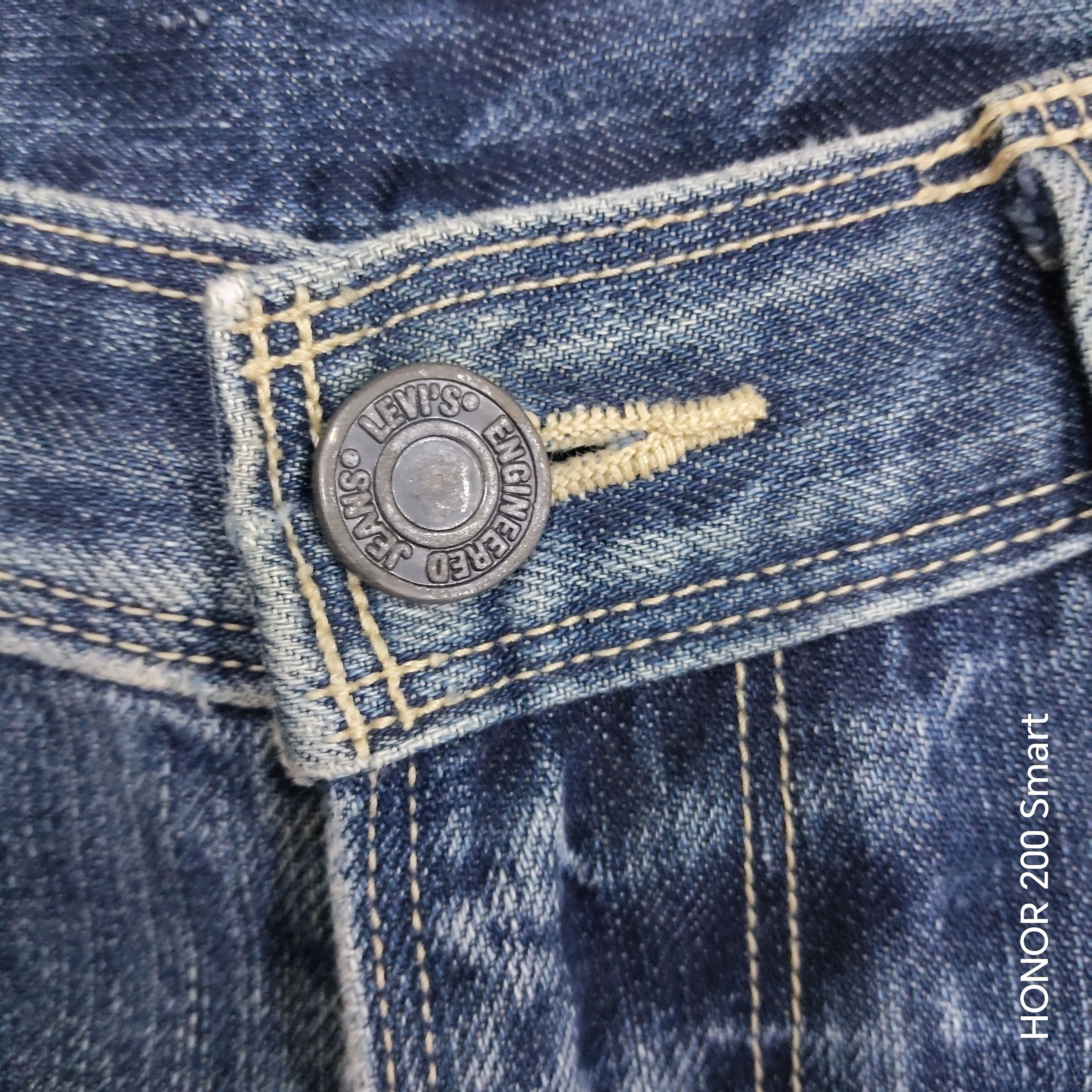 Levi's Vintage Clothing Vintage Levi's Engineered Jeans Size US 31 - 7 Thumbnail