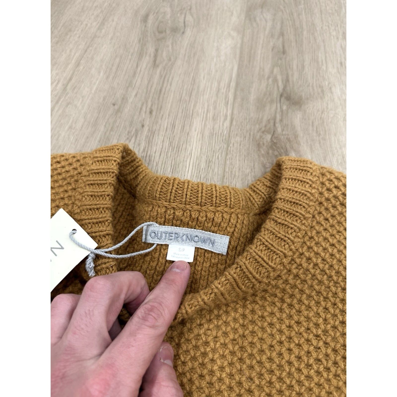 Outerknown VINTAGE removed Outerknown Sweatshirt? No, use rules. Final: Outerknown Women Sweater Crew Neck Wool Gold S Pullover Regular Size Small Size S / US 4 / IT 40 - 7 Thumbnail