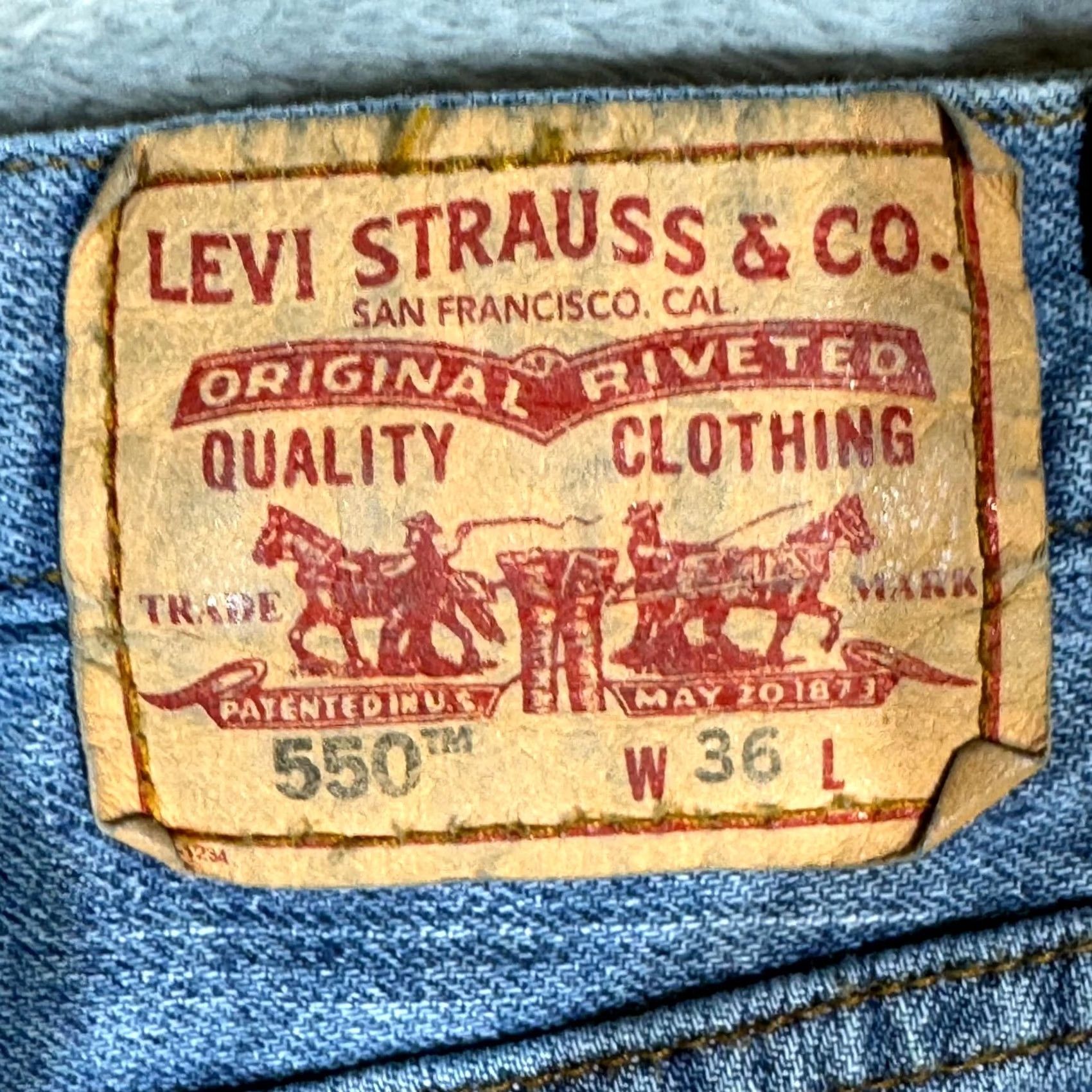 Levi's Levi's Shorts 36 Blue Denim Relaxed Flat Front High-Rise M2045 Mens Size US 36 / EU 52 - 4 Thumbnail