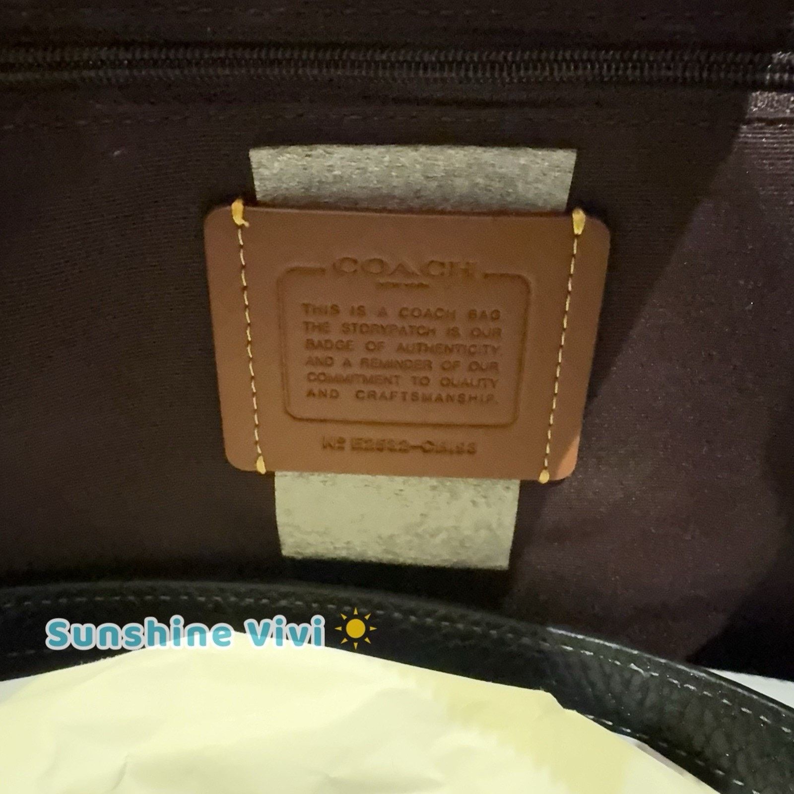 Coach NWT Coach Laurel Large Shoulder Bag Mirror Charm Pouch CBI93 Size ONE SIZE - 9 Thumbnail