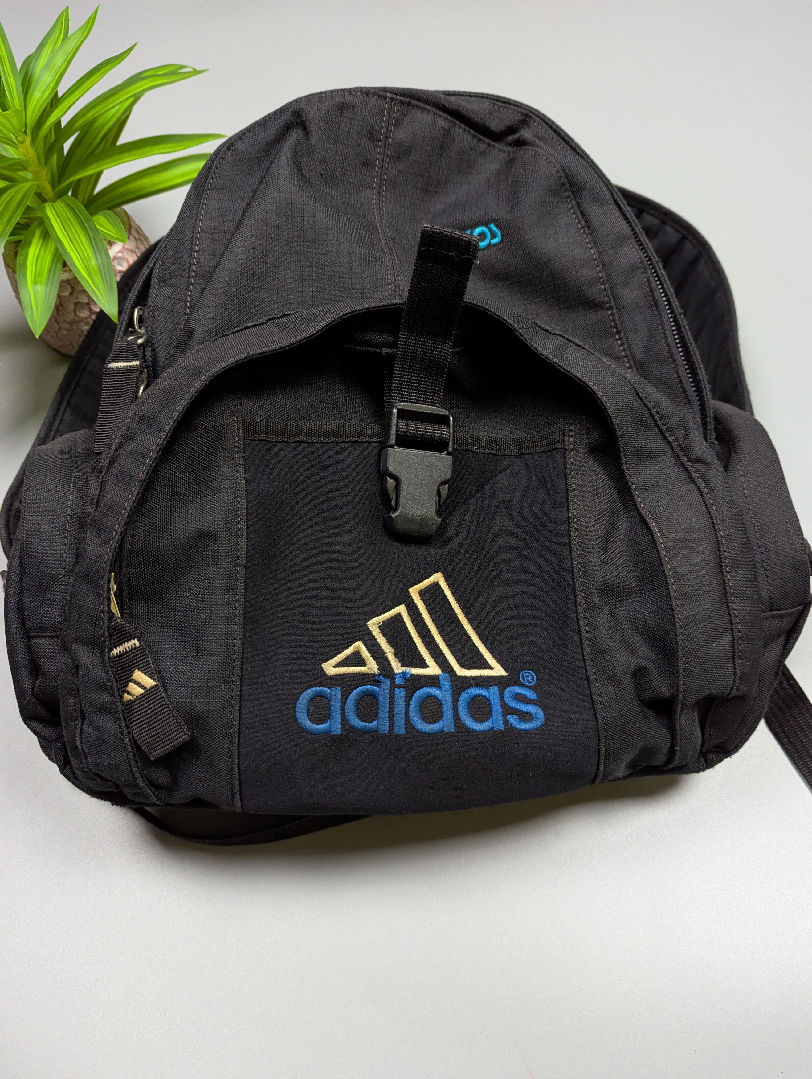 danier leather black leather backpack The Tobi pipe gun Carry all your essentials Size:CHBF-4000A (5.0:1) Suodoka 7/8 Fish Skin