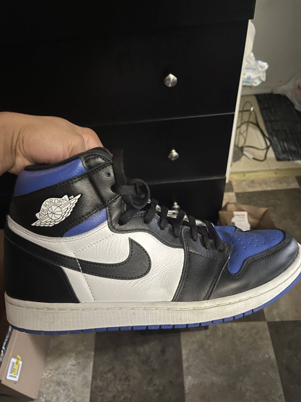 Jordan Brand × Nike Air Jordan 1 High OG Royal Toe Size 13 Size US 13 / EU 46 - 5 Thumbnail
