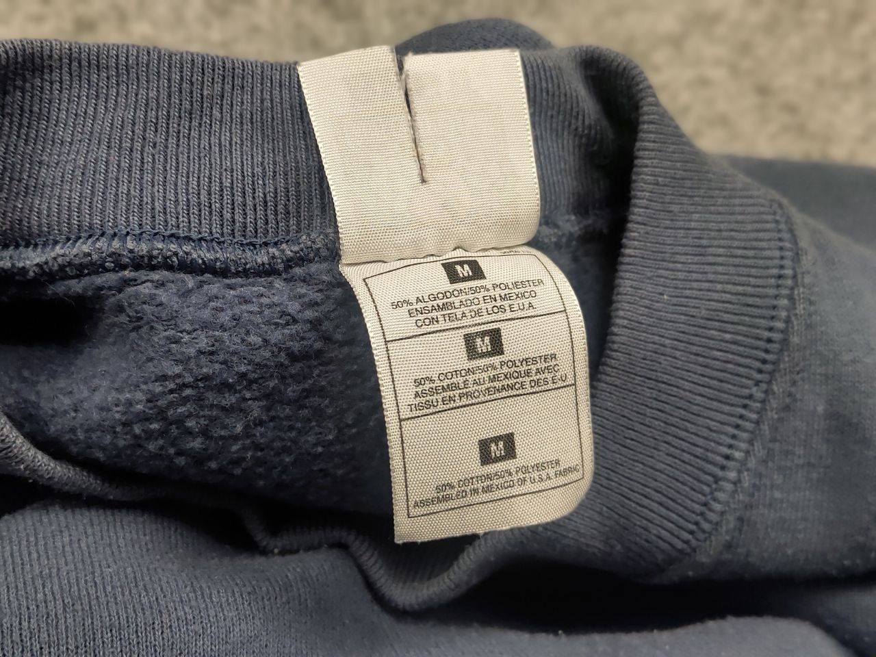 Fruit Of The Loom Vintage 90's Fruit of the Loom Best Crew Check Sweatshirt Size US M / EU 48-50 / 2 - 11 Thumbnail