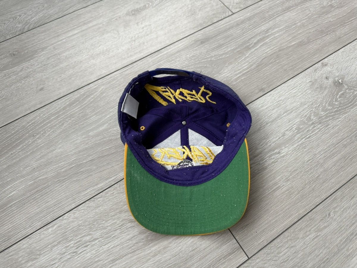 NBA 90s Vintage Lakers Cap Size ONE SIZE - 6 Thumbnail