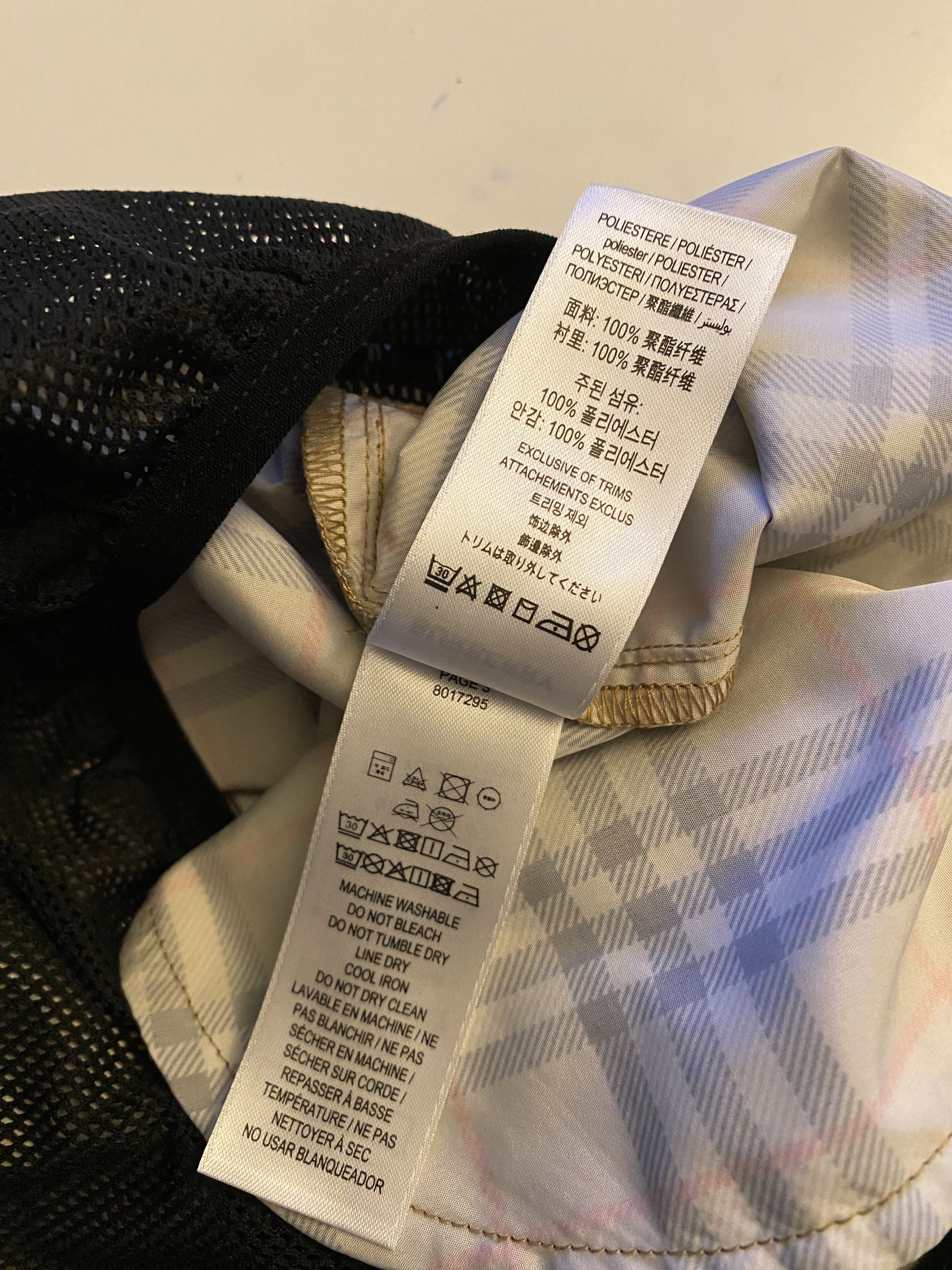 Burberry Burberry Novacheck Swim Trunks Size US 32 / EU 48 - 7 Thumbnail