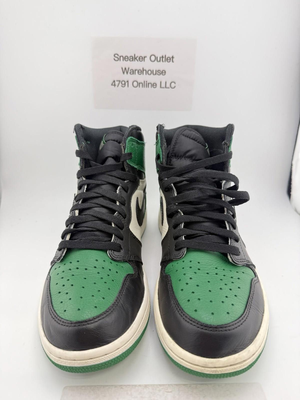 Nike Jordan 1 Pine Green US 10 Used with Box 555088-302 Size US 10 / EU 43 - 2 Thumbnail