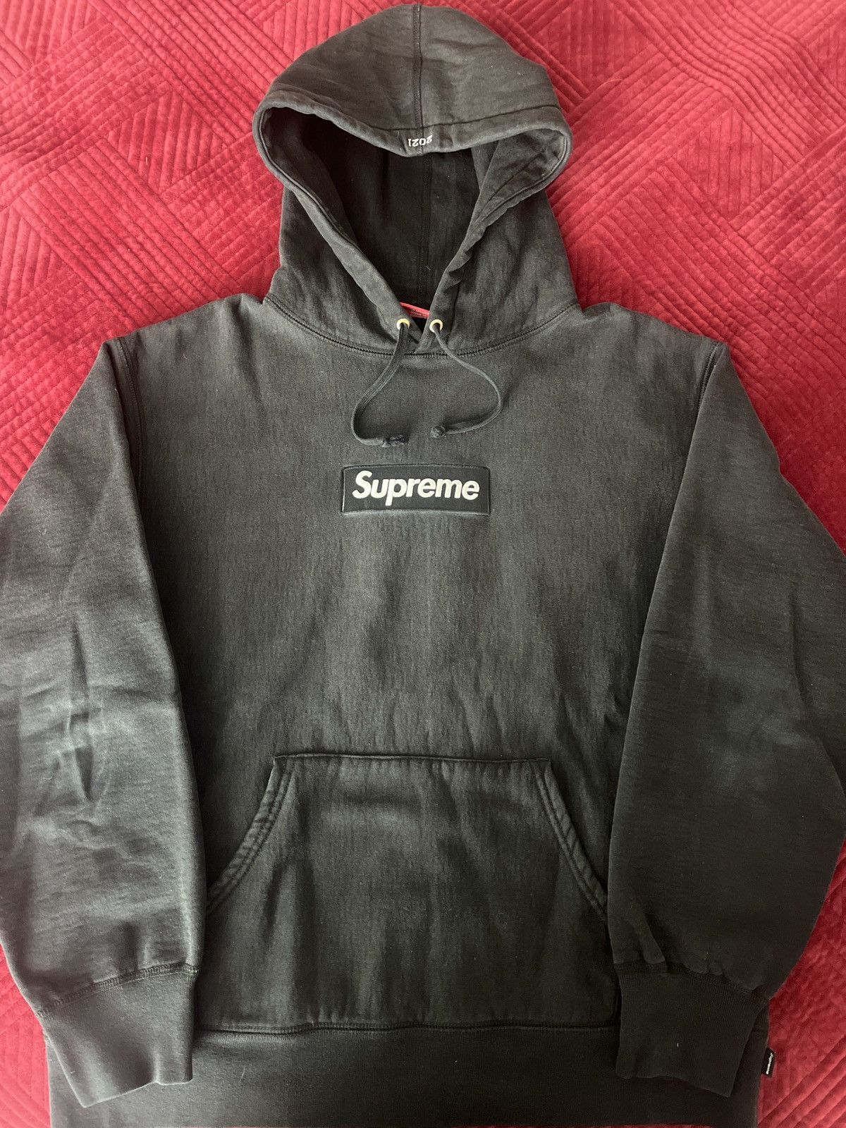 image of Supreme Box Logo Hoodie Fw21 in Black, Men's (Size Medium)