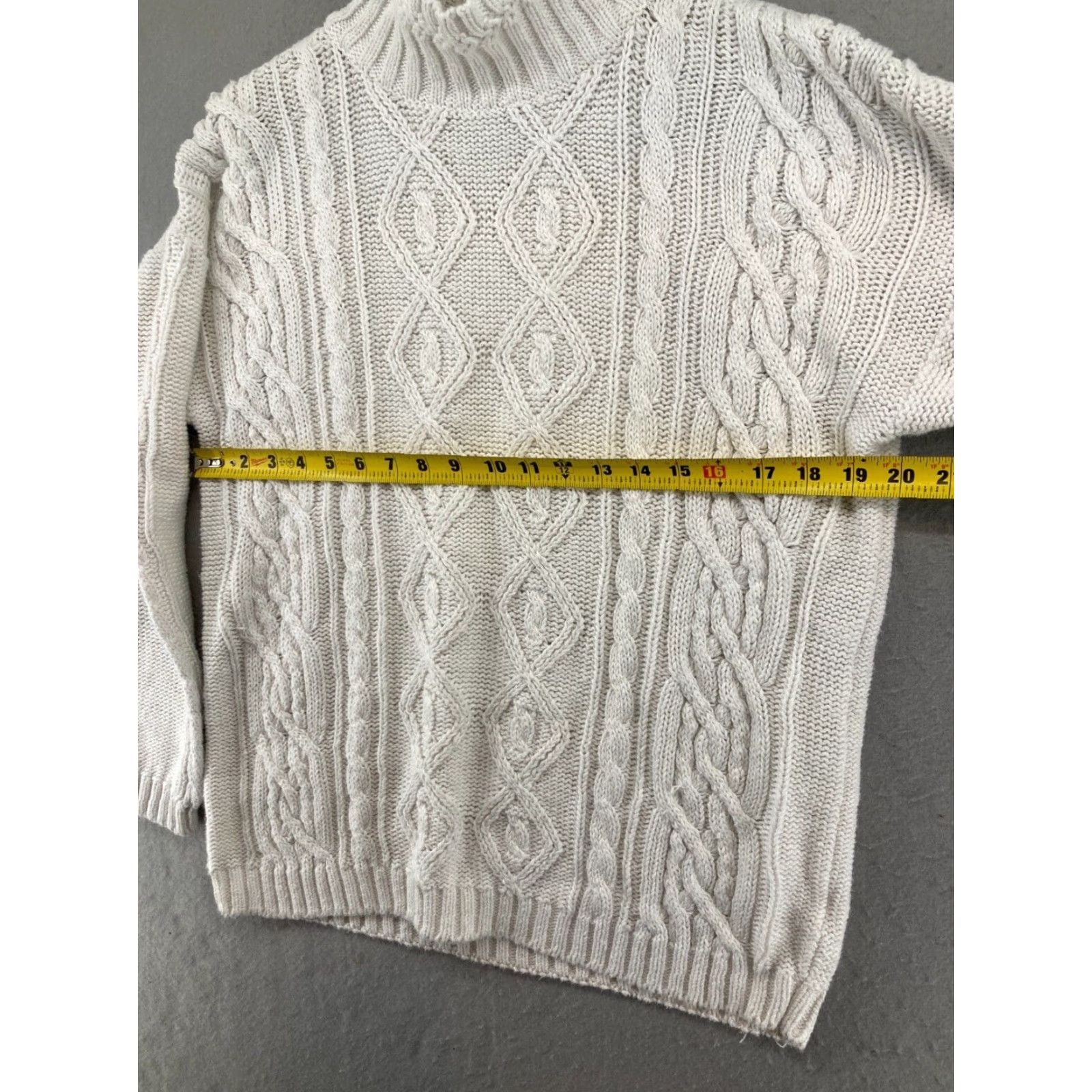 Vintage VINTAGE Casual Corner Women's Sweater Small Pullover Knit Mock Neck Cable Knit Fall Winter 90s White Mens Size S / US 4 / IT 40 - 2 Thumbnail