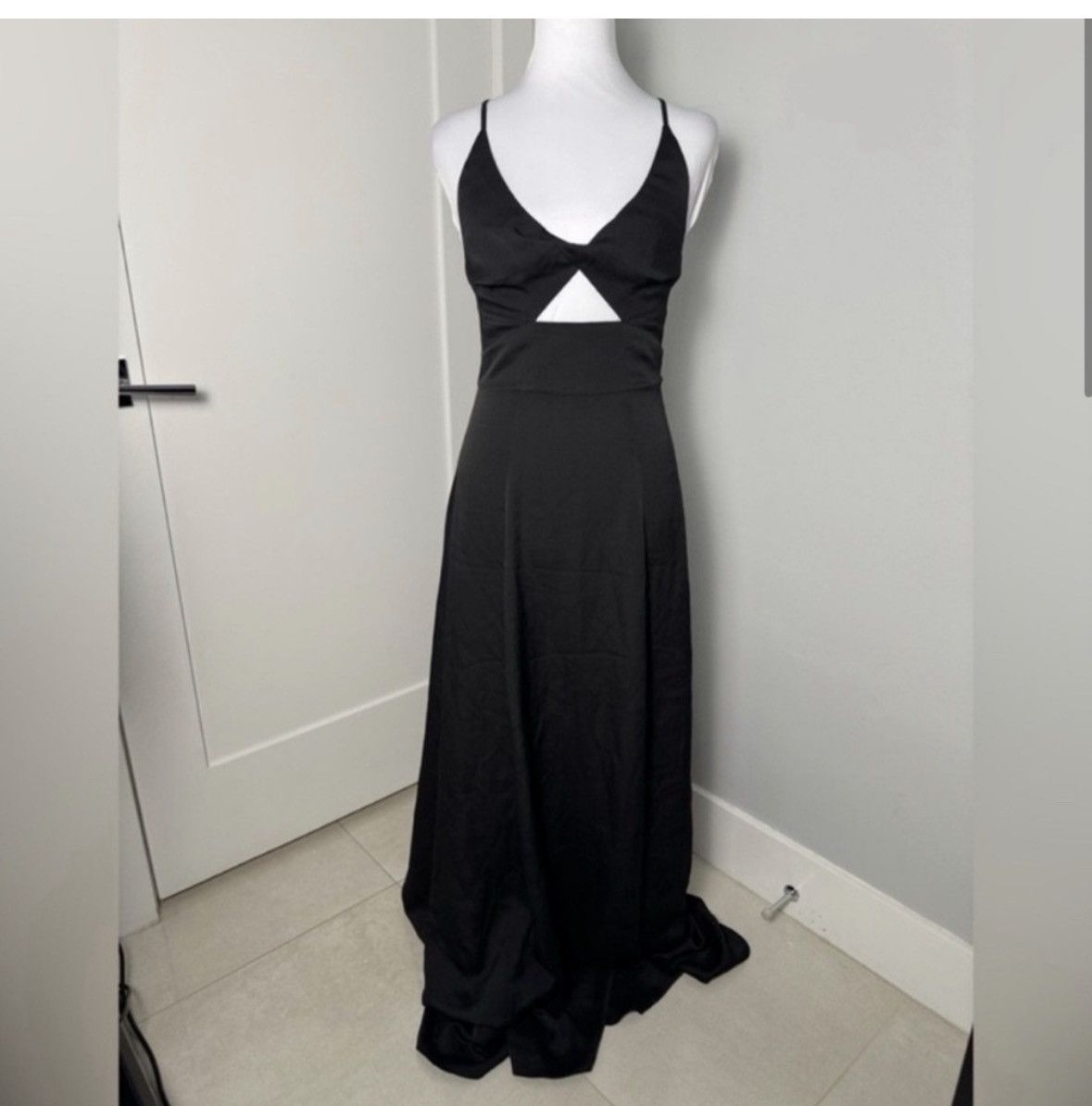 L'AGENCE L’agence Porter Dress in Black/Size 2 Size XS / US 0-2 / IT 36-38 - 3 Thumbnail