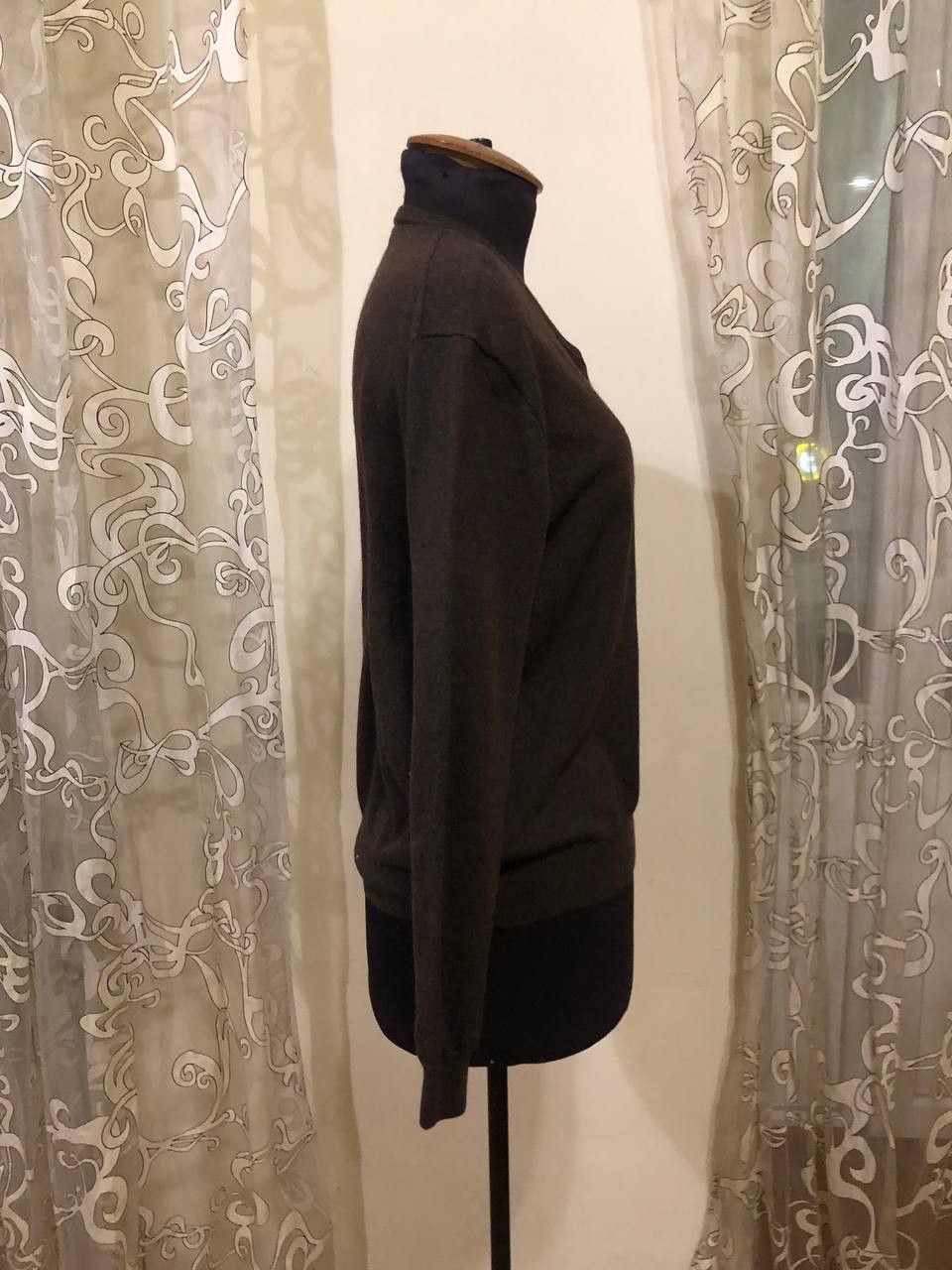 Polo Ralph Lauren Ralph Lauren Polo Sweater Brown V-Neck 100% Merino Wool Size M / US 6-8 / IT 42-44 - 9 Thumbnail