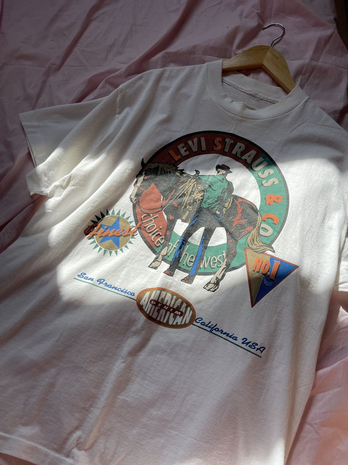 Cowboy Equipment 80’s Levis Vintage Cowboy Horse Western t-shirt tee white Size US L / EU 52-54 / 3 - 4 Thumbnail
