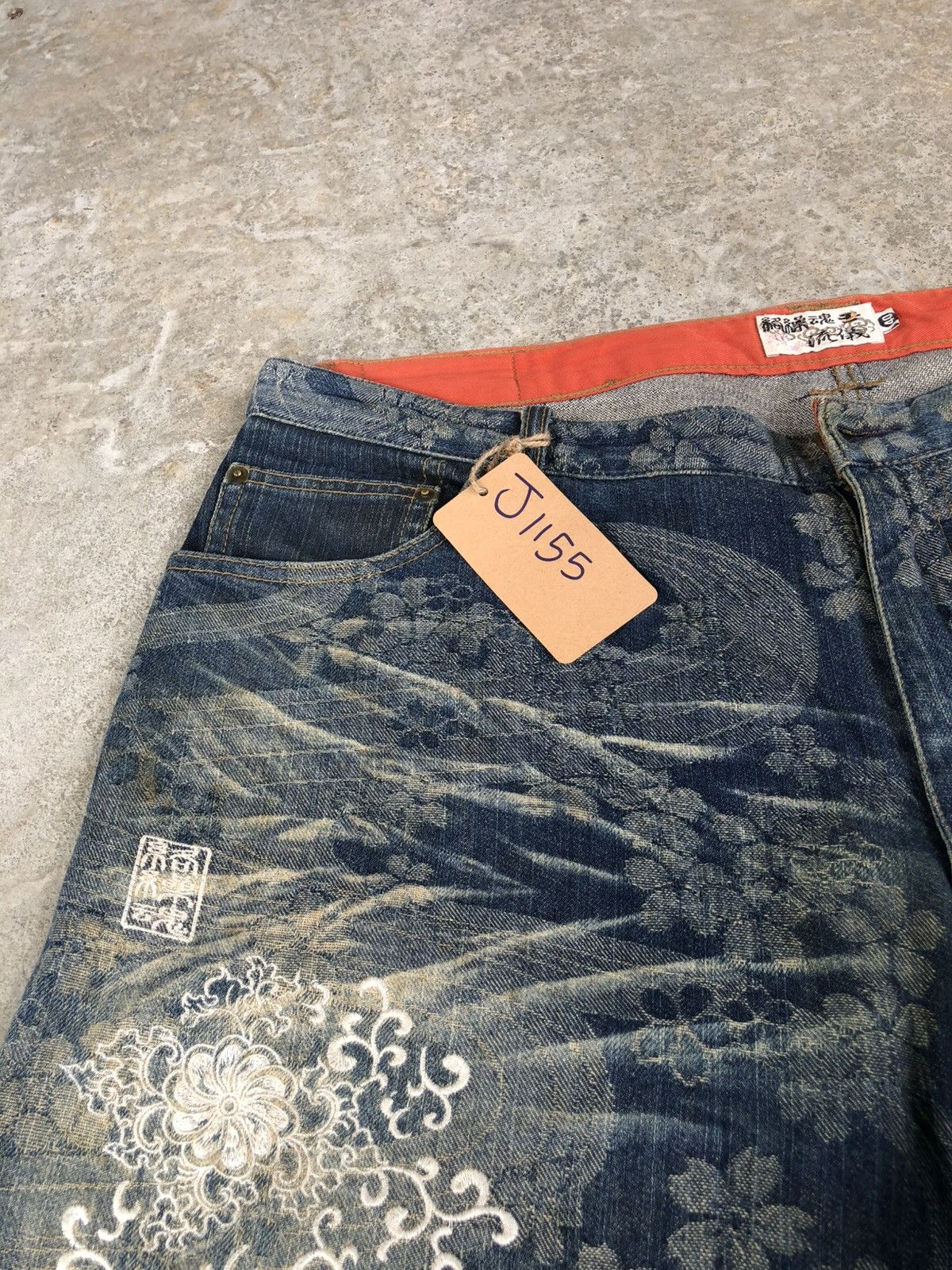 Karakuri Tamashii Karakuri Tamashii Embroidered Jeans Distressed Jeans Size US 39 - 14 Thumbnail