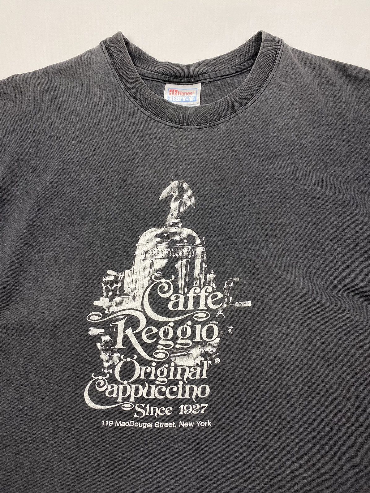 Vintage 2000’s Vintage Faded Grey Caffe Reggio New York Graphic Tee Size US L / EU 52-54 / 3 - 3 Thumbnail