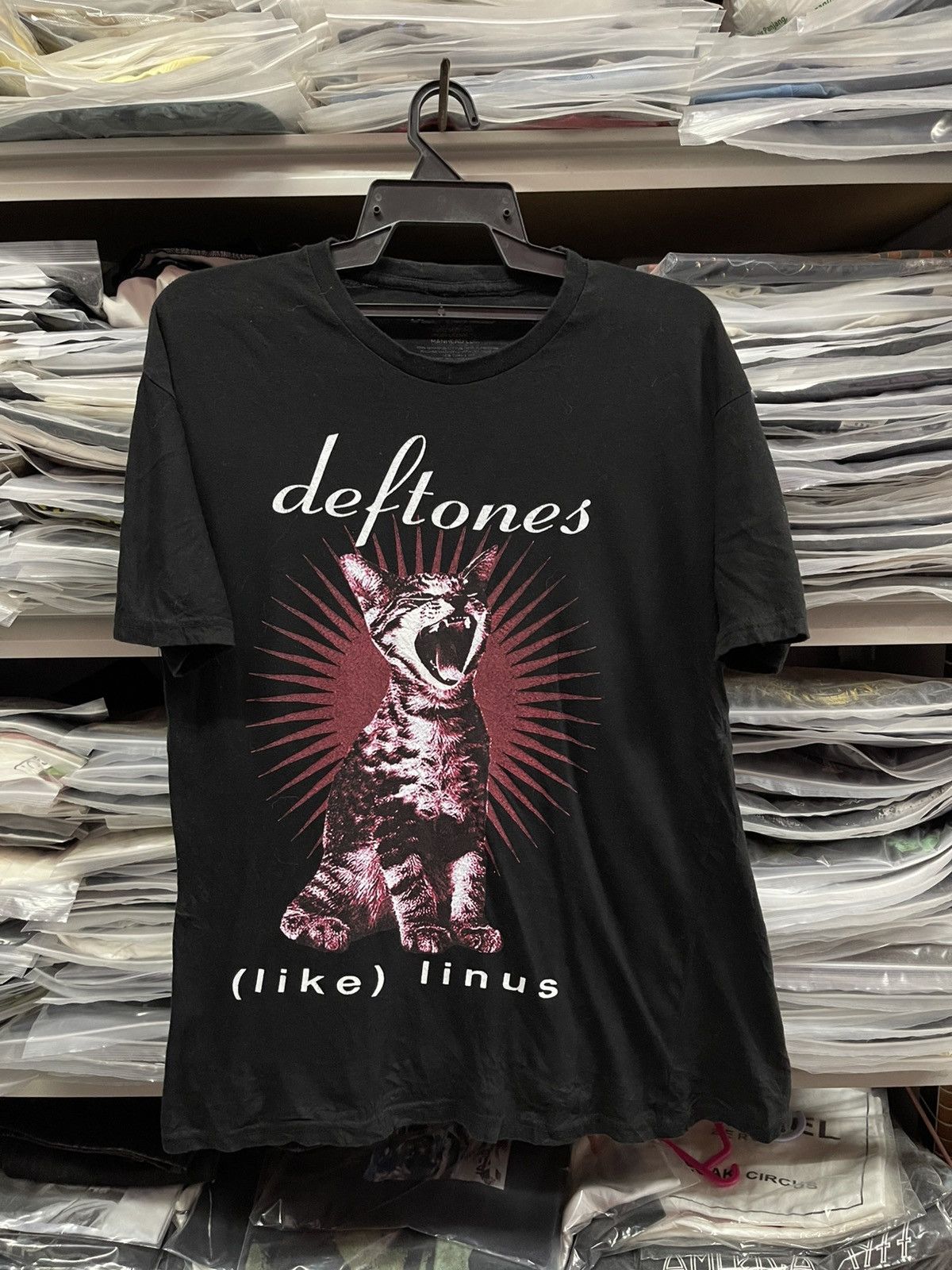 Band Tees Band Tees x Deftones (like) linus🔥🔥🔥 Size US L / EU 52-54 / 3 - 1 Thumbnail