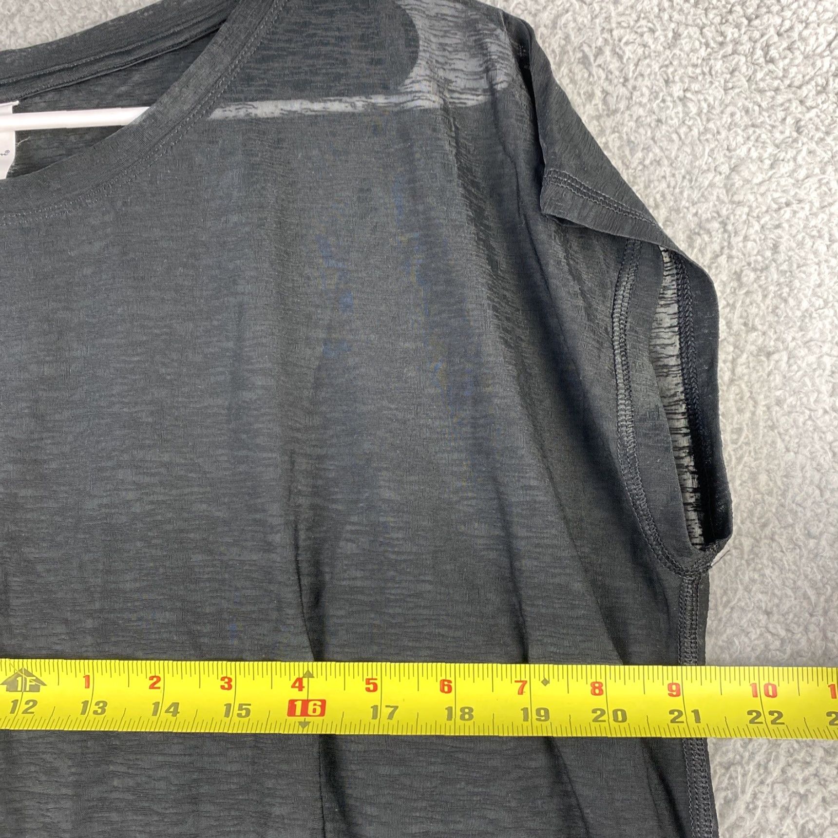 Reebok Reebok Shirt Women's Large Black Dri-Fit Running Short Sleeve Active 45-12 / Enduring Lightweight Breathable All Seasons Regular T-Shirt Pullover Size L / US 10 / IT 46 - 5 Thumbnail