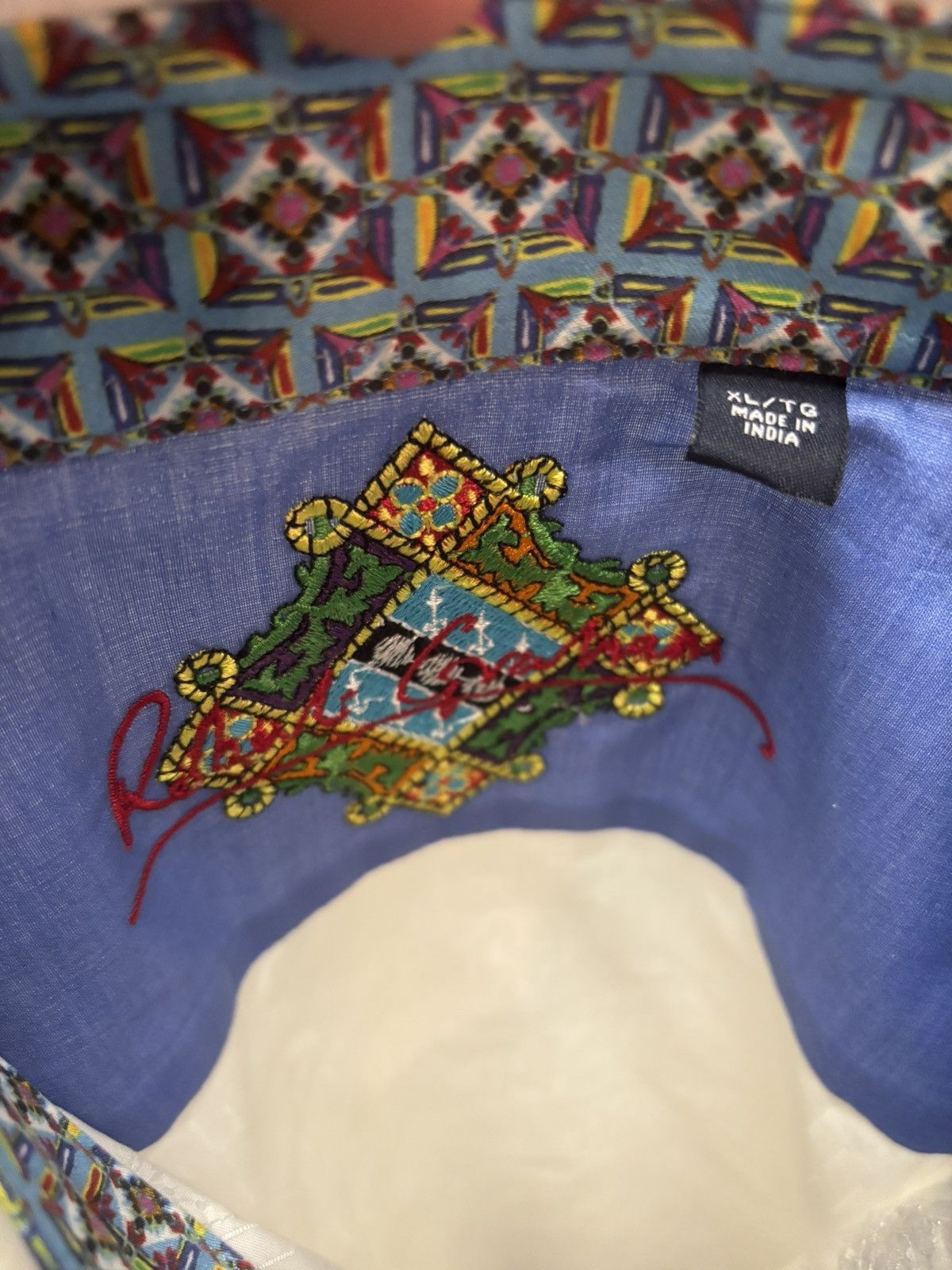 Robert Graham Robert Graham Men's White Embroidered Button Down Shirt (XL) Size US XL / EU 56 / 4 - 3 Thumbnail