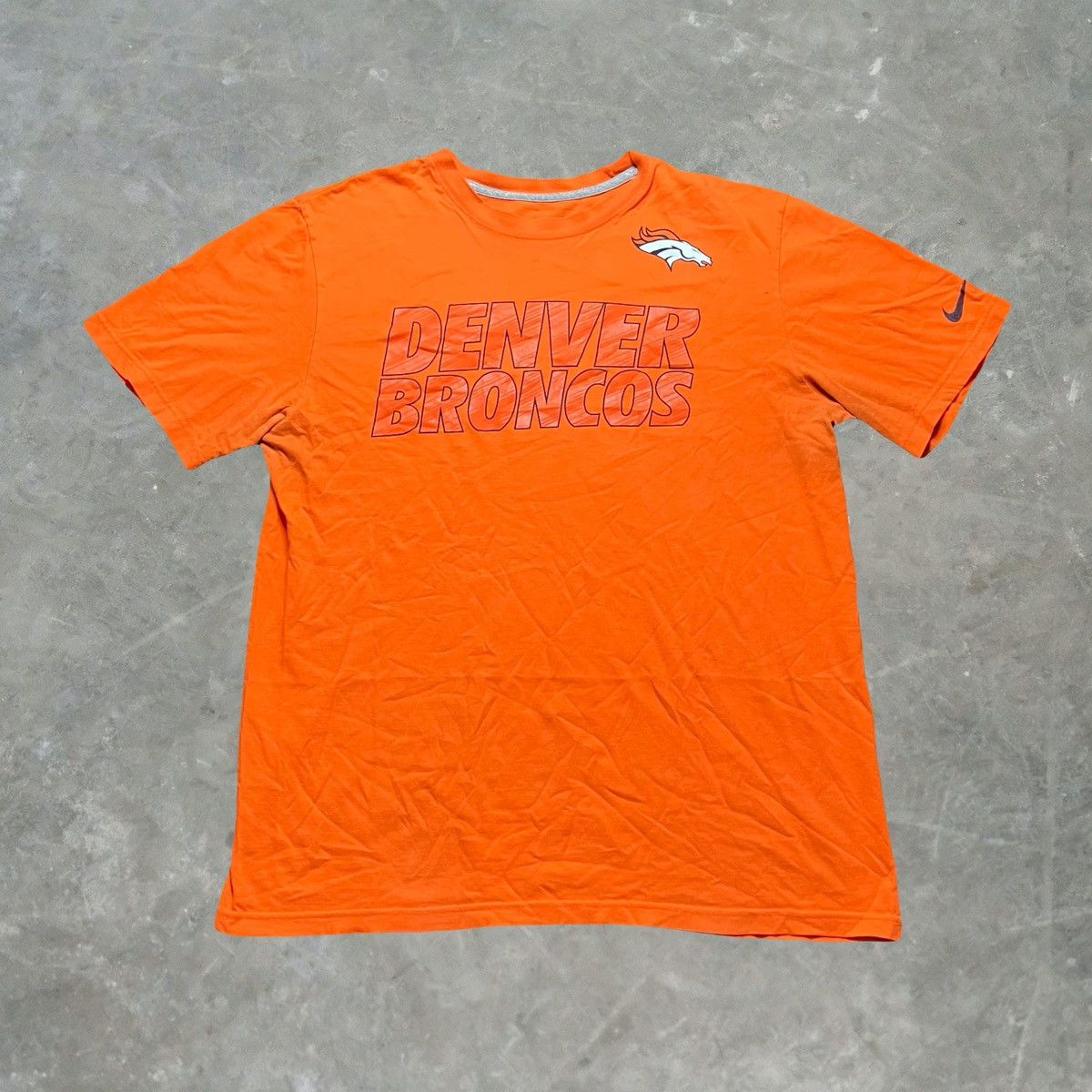NFL × Nike Nike Denver Broncos NFL Football Graphic T Shirt Size US L / EU 52-54 / 3 - 2 Thumbnail