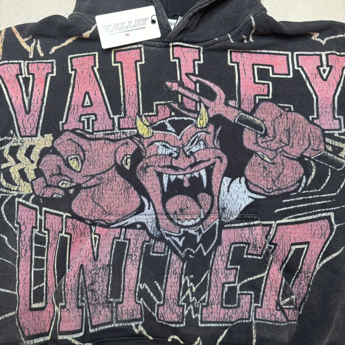 Vale Vale Forever Valley Mascot Pullover SIZE MEDIUM Size US M / EU 48-50 / 2 - 5 Thumbnail