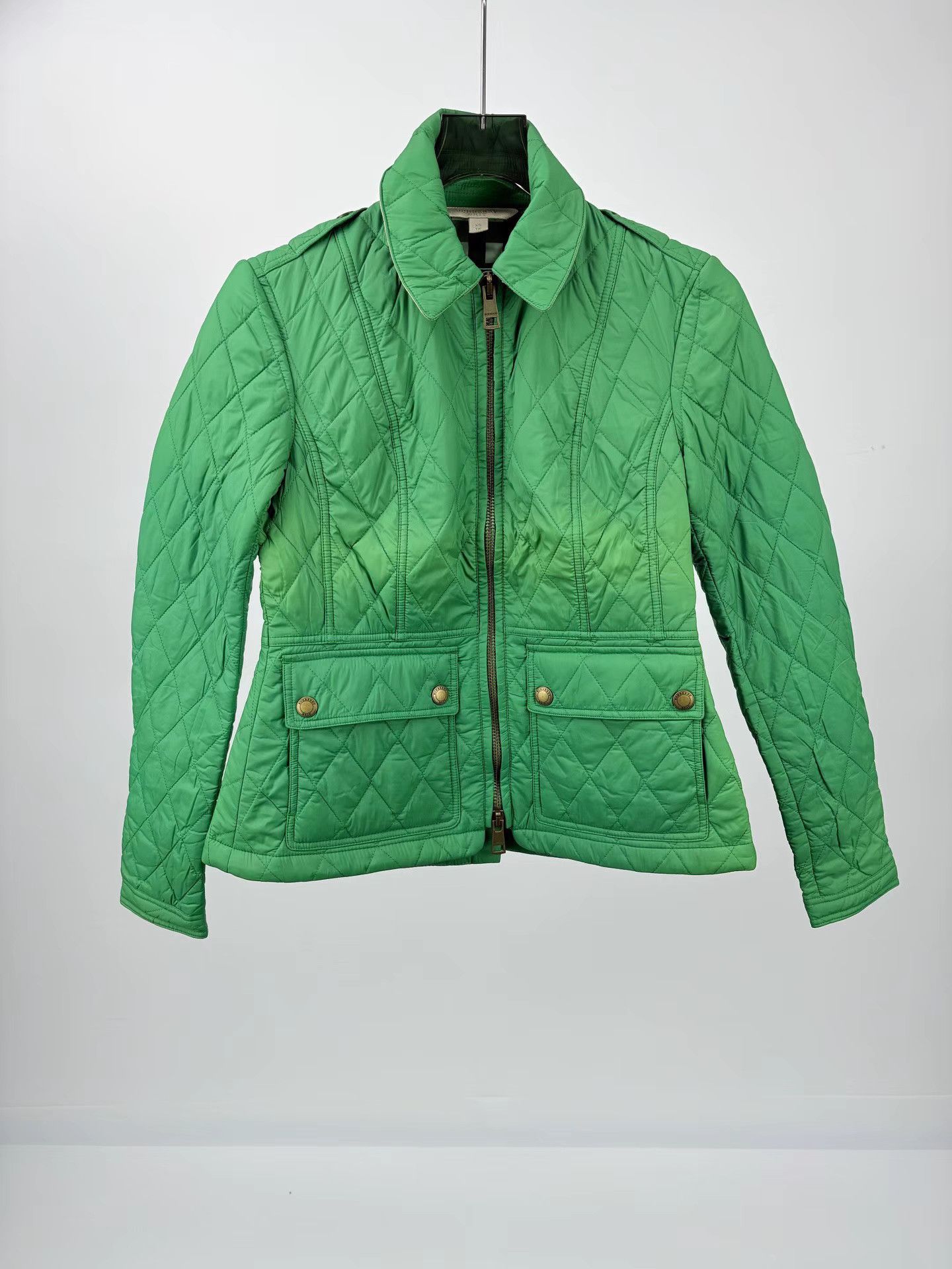 Burberry BURBERRY Diamond Quilted Coat K1 Size XS / US 0-2 / IT 36-38 - 1 Thumbnail