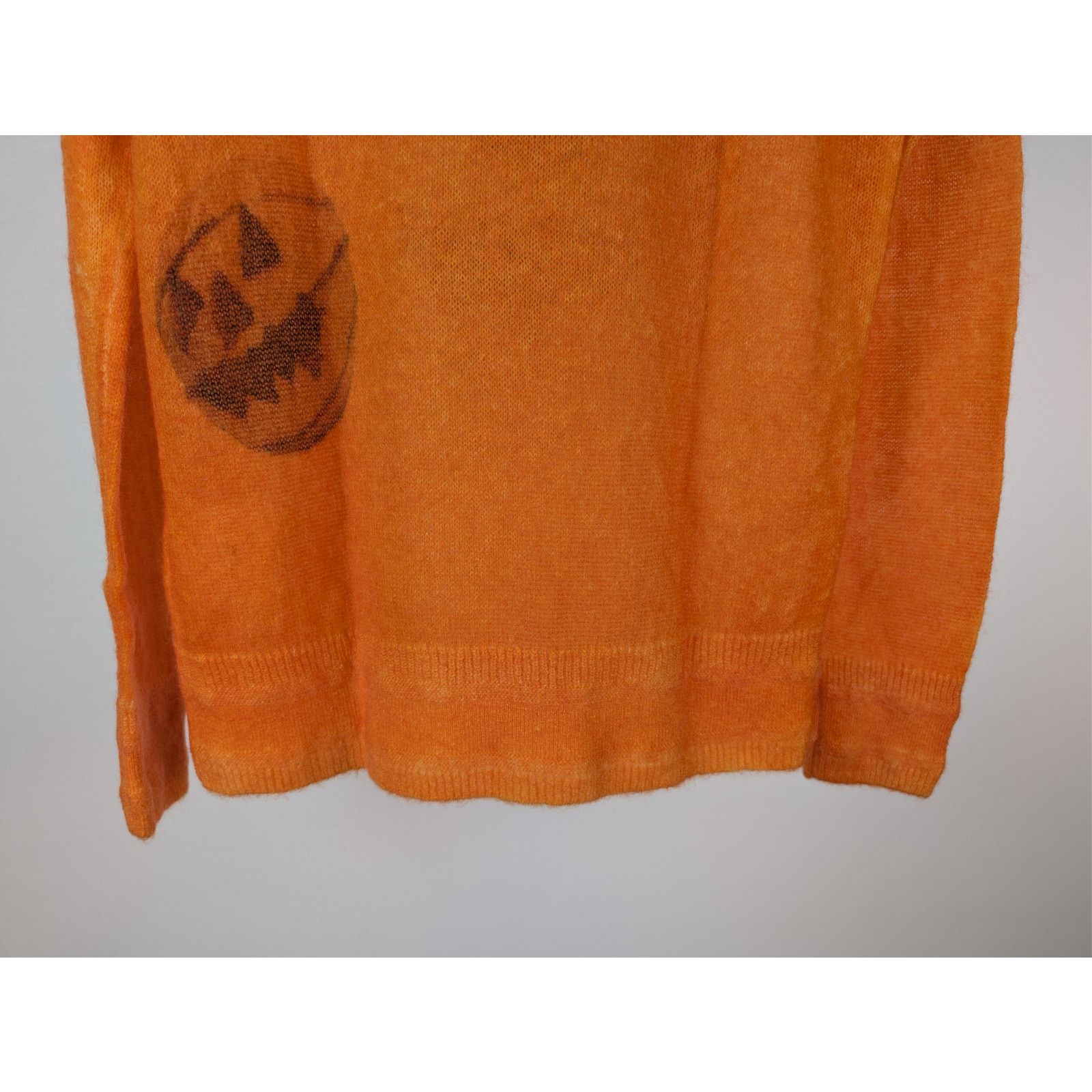 Givenchy o1rshd1 Ceramics Print Crewneck Sweater in Orange Size US M / EU 48-50 / 2 - 12 Thumbnail