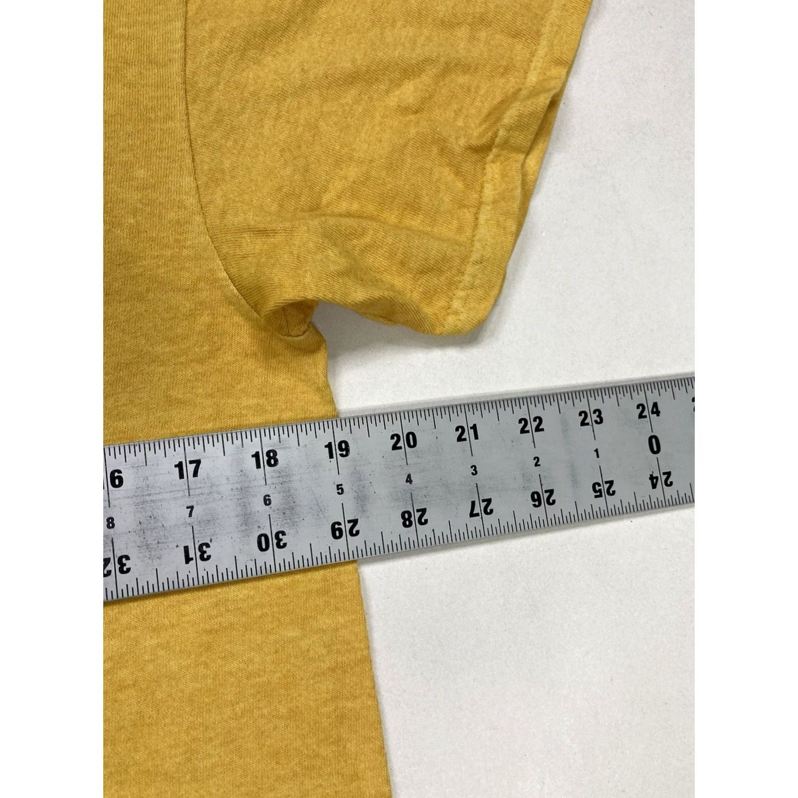 Vintage Slash RN FHR Graphic T-shirt Women Medium Yellow Short Sleeve Music Shirt Size M / US 6-8 / IT 42-44 - 6 Thumbnail