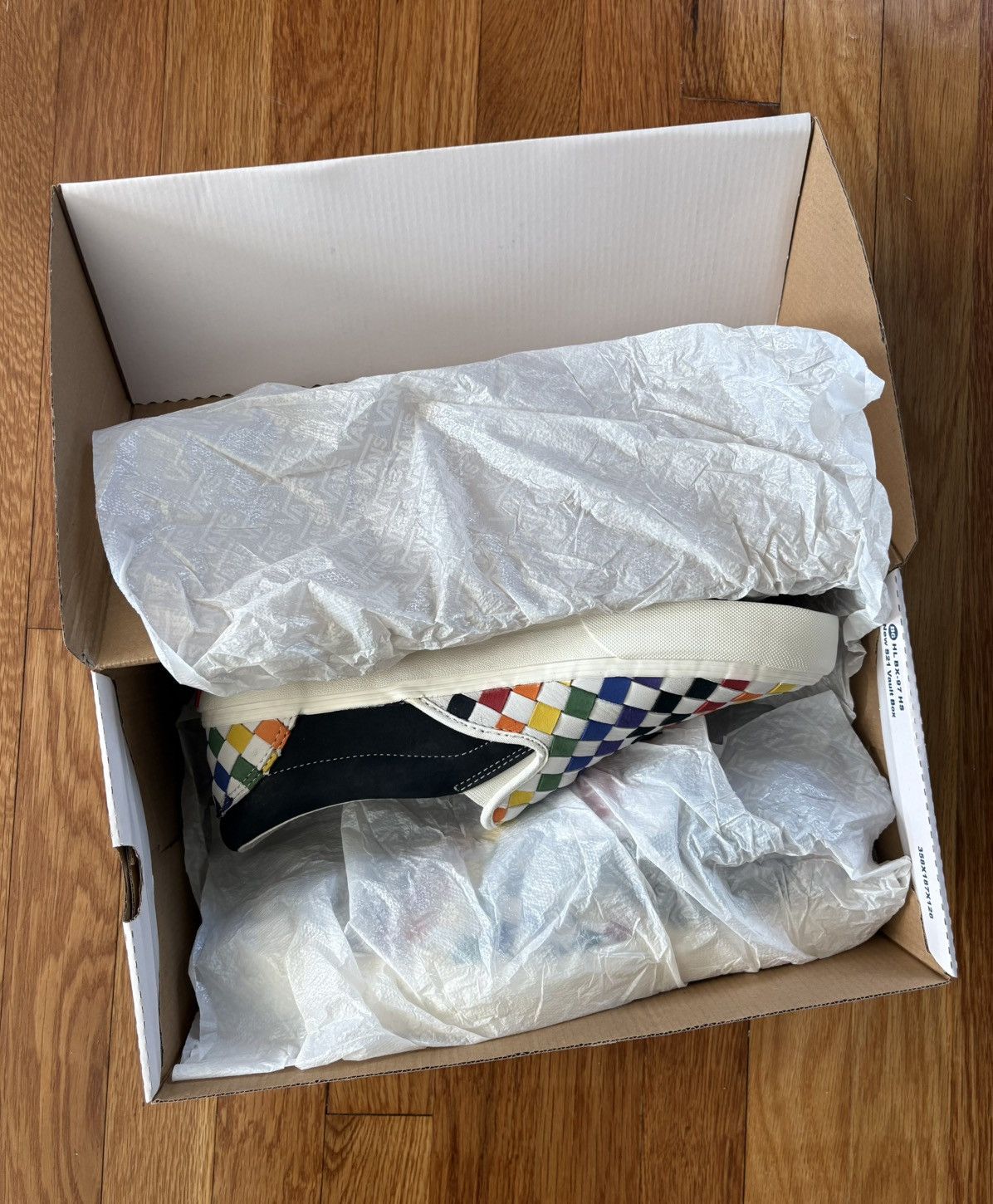 Vans Vans Vault Classic Slip-On VLT LX Pride Rainbow 11.5 New Size US 11.5 / EU 44-45 - 4 Thumbnail