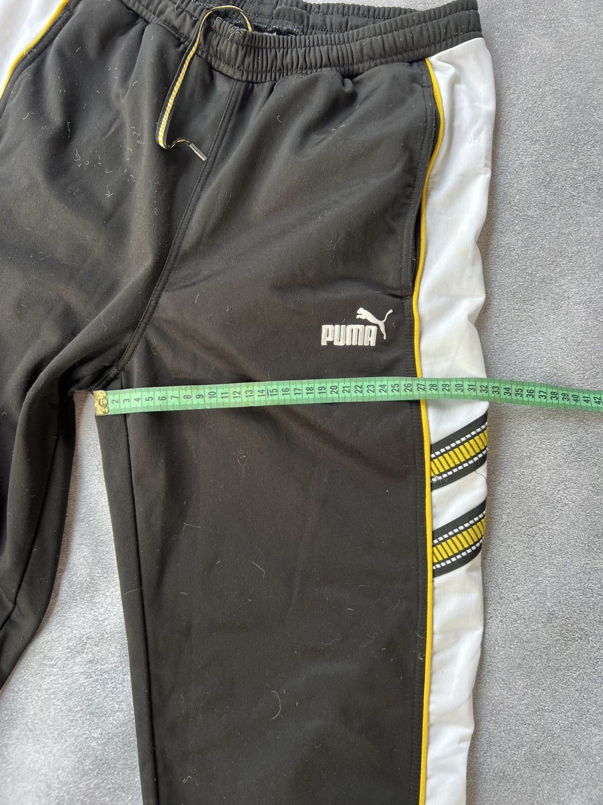 Puma 🐾 Vintage Puma Track Pants L — Black / Side Stripes / Zip Cu Size US 34 / EU 50 - 11 Thumbnail