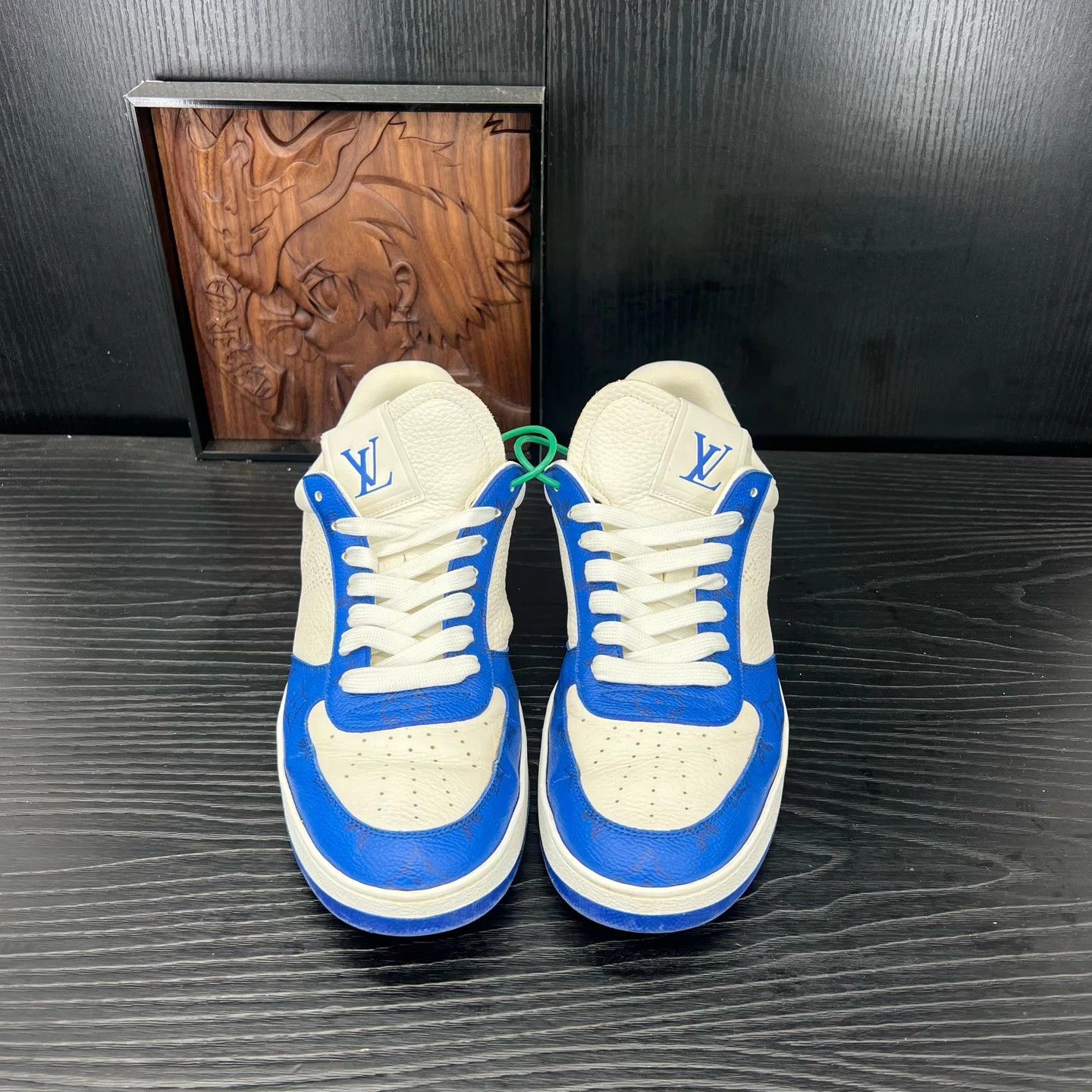 Louis Vuitton LV Rivoli White Blue Size US 8.5 / EU 41-42 - 8 Thumbnail