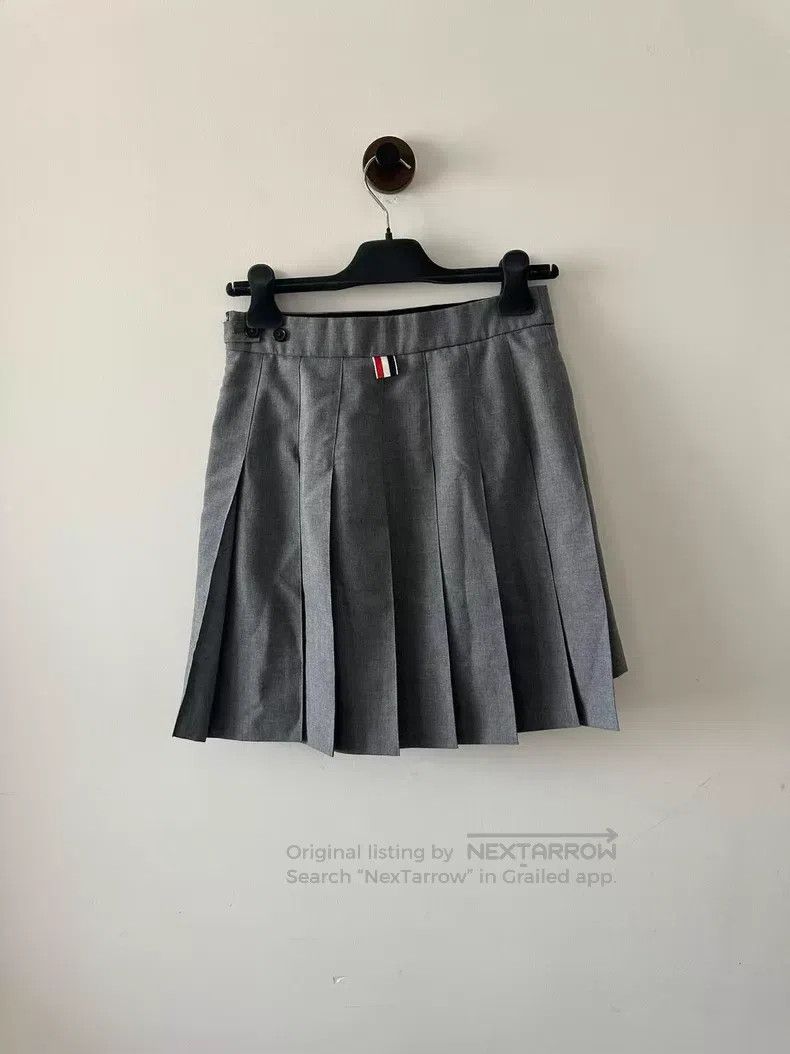 Thom Browne Thom Browne Gray Pleated Skirt Size 26" / US 2 / IT 38 - 2 Thumbnail