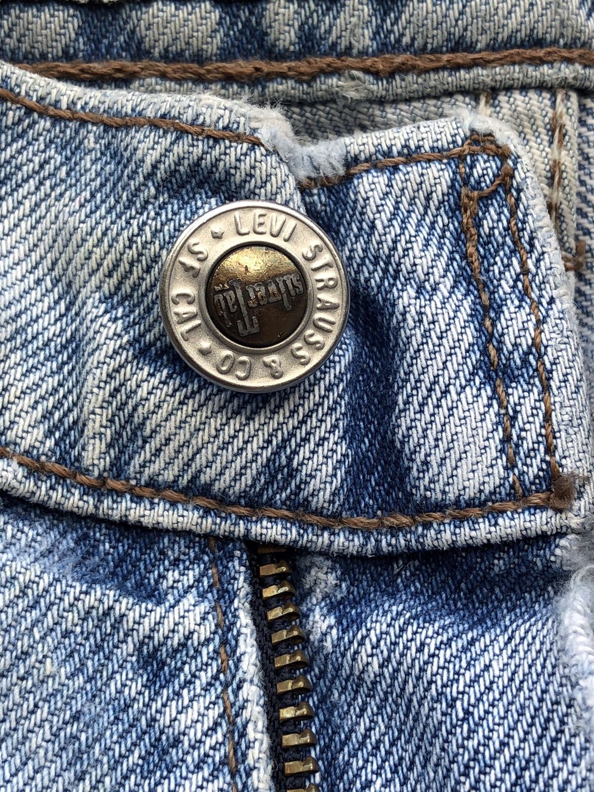 Levi's Levi’s SilverTab Baggy Distressed 90s Style Jeans Size US 33 - 12 Thumbnail
