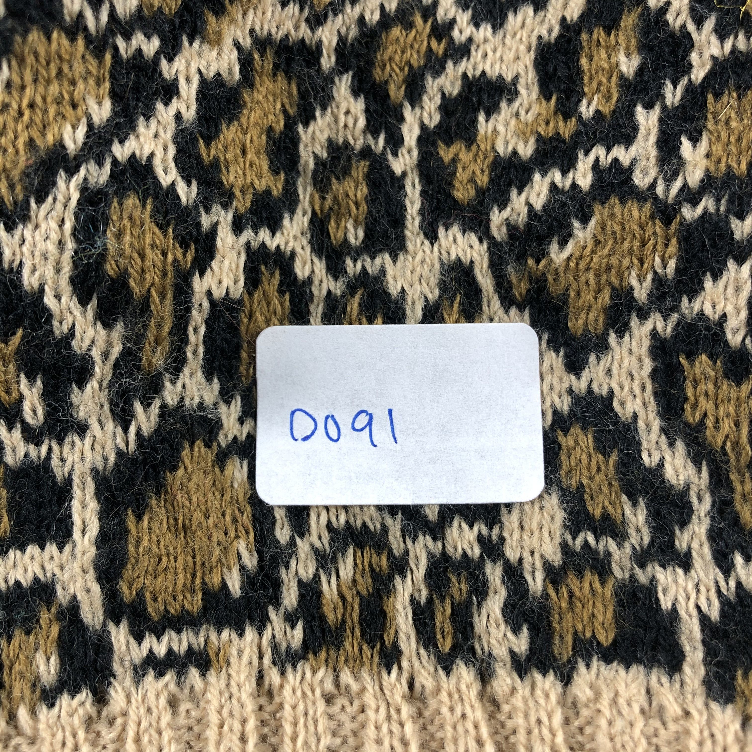 Vintage Leopard Beanie Snow Hat Snow Cap -D091 Size ONE SIZE - 4 Thumbnail