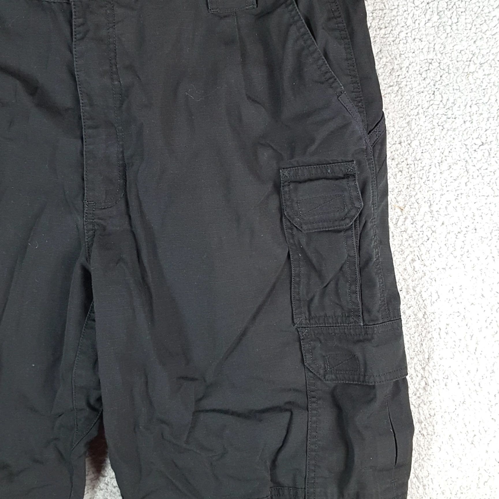 Vintage VINTAGE 5.11 Tactical Black Ripstop Cargo Pockets Tactical Men's Size 40x32 Utility Work Pants Stretch Cargo Pants Mens Size US 40 / EU 56 - 3 Thumbnail