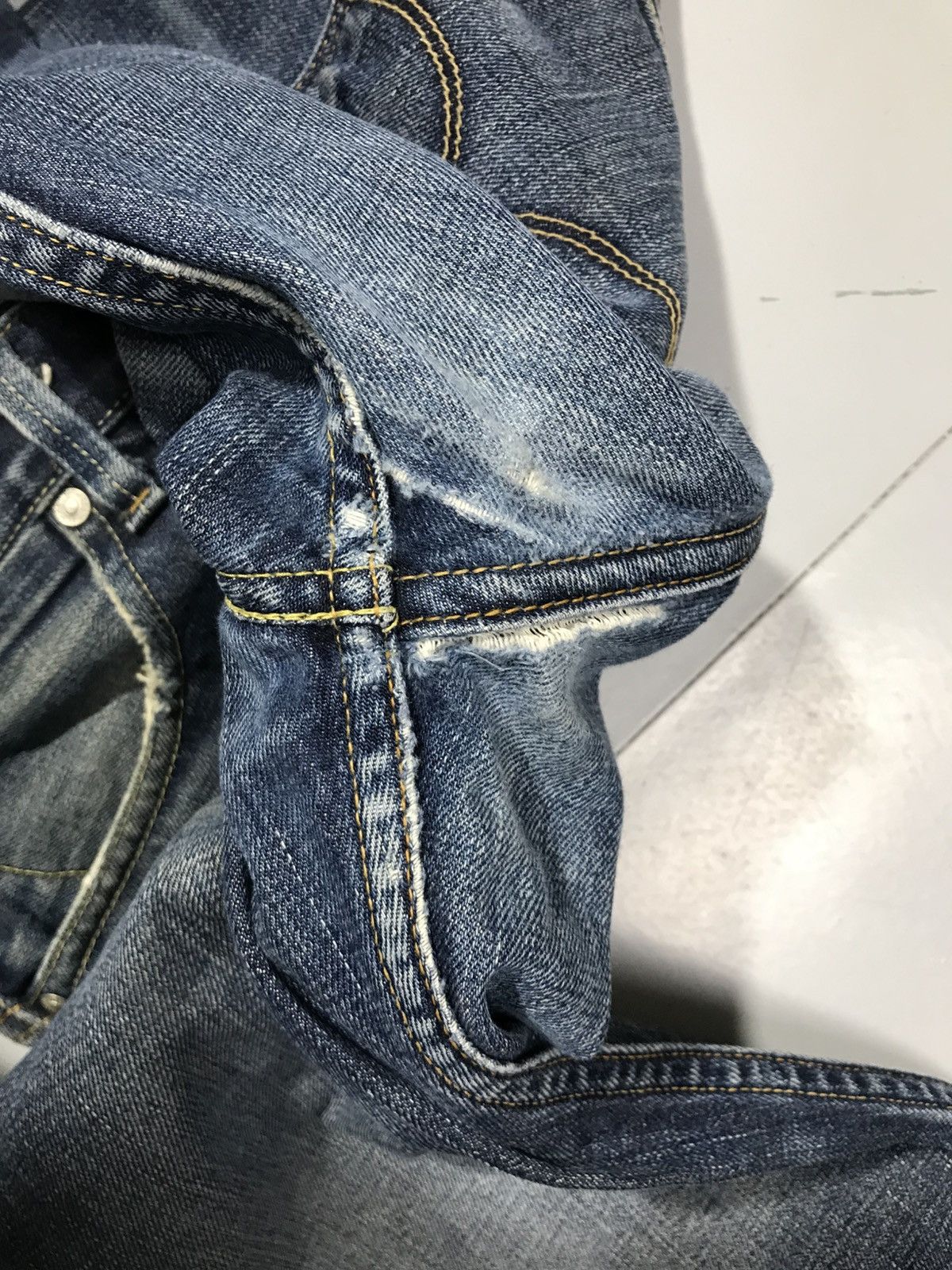 Levi's Vintage Levi’s 503 buckle belt denim Size US 32 / EU 48 - 5 Thumbnail