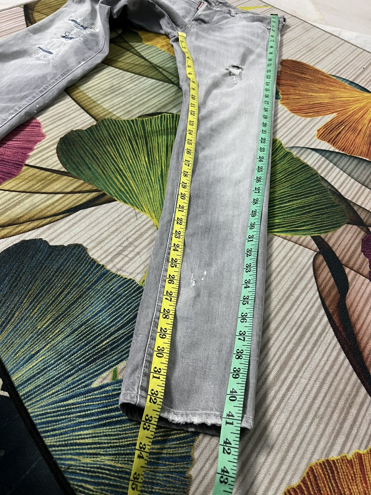 Dsquared2 💥Vintage Dsquared2 Distress Faded Jean Size US 32 / EU 48 - 4 Thumbnail