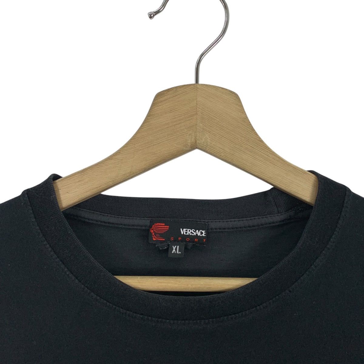 Designer × Versace Vintage VERSACE SPORT small logo simple design tee Size US XL / EU 56 / 4 - 5 Thumbnail