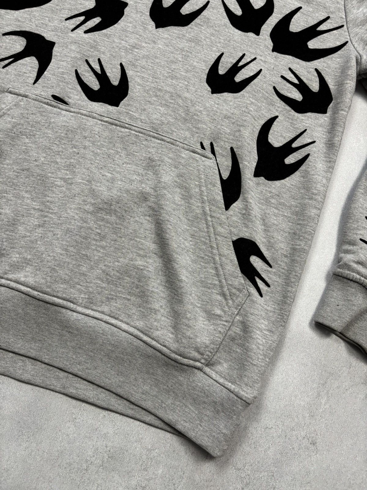 Alexander McQueen Alexander McQueen Velvet Felt Swallow Hoodie McQ Size US M / EU 48-50 / 2 - 5 Thumbnail