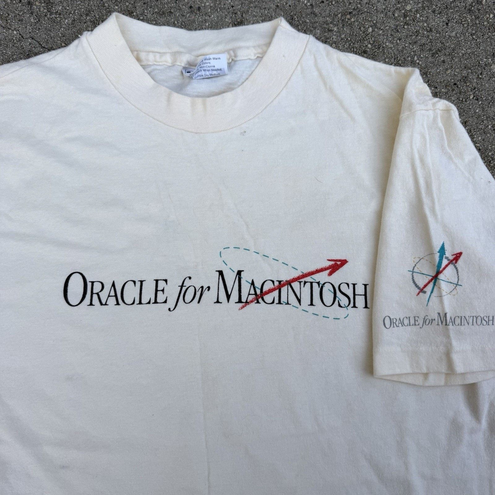 Apple × Vintage Vintage 80s Oracle For Apple Macintosh Promo Tee T-Shirt Size US L / EU 52-54 / 3 - 1 Thumbnail