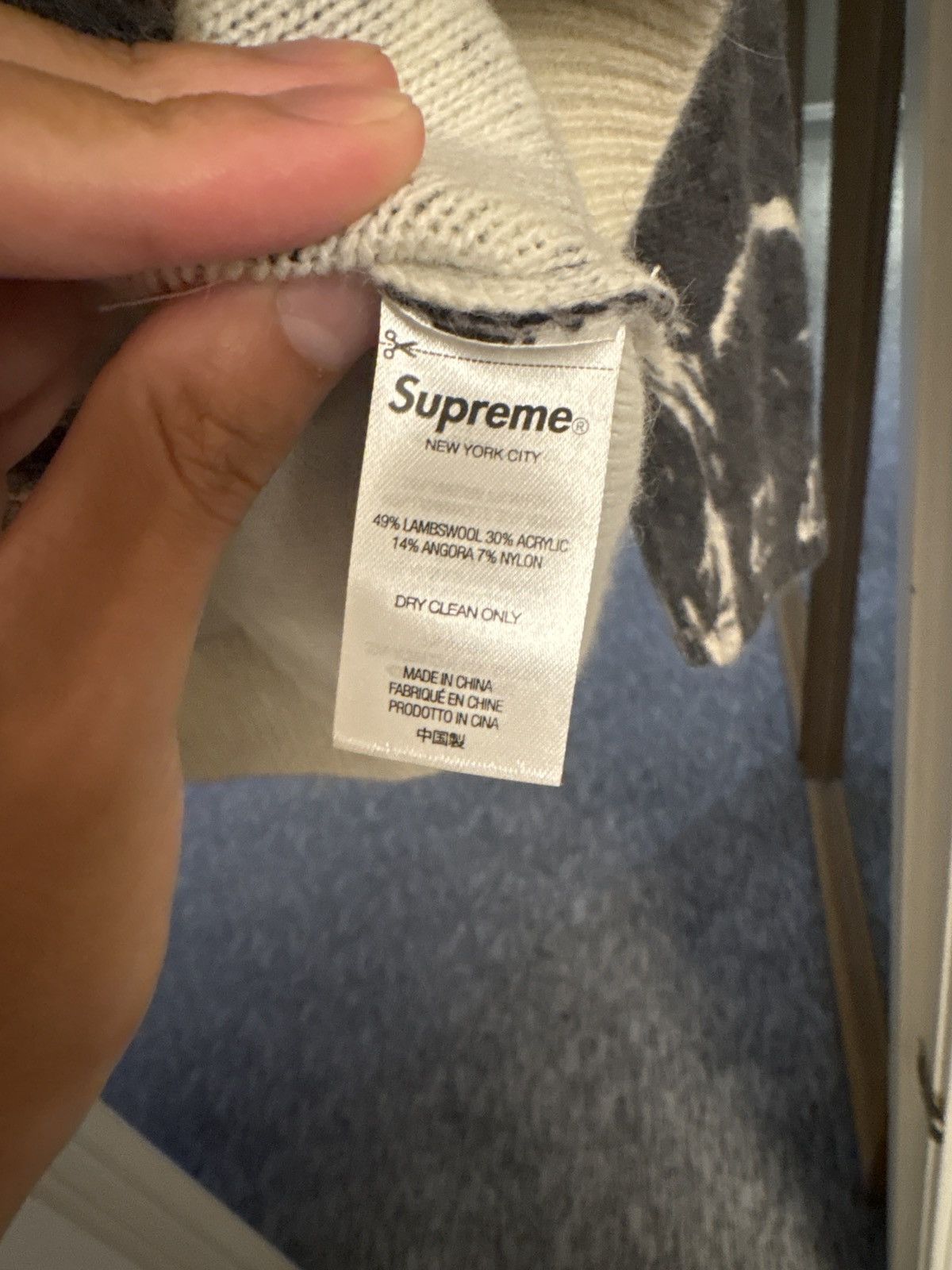Supreme Supreme The Crow Sweater FW21 Size US M / EU 48-50 / 2 - 5 Thumbnail
