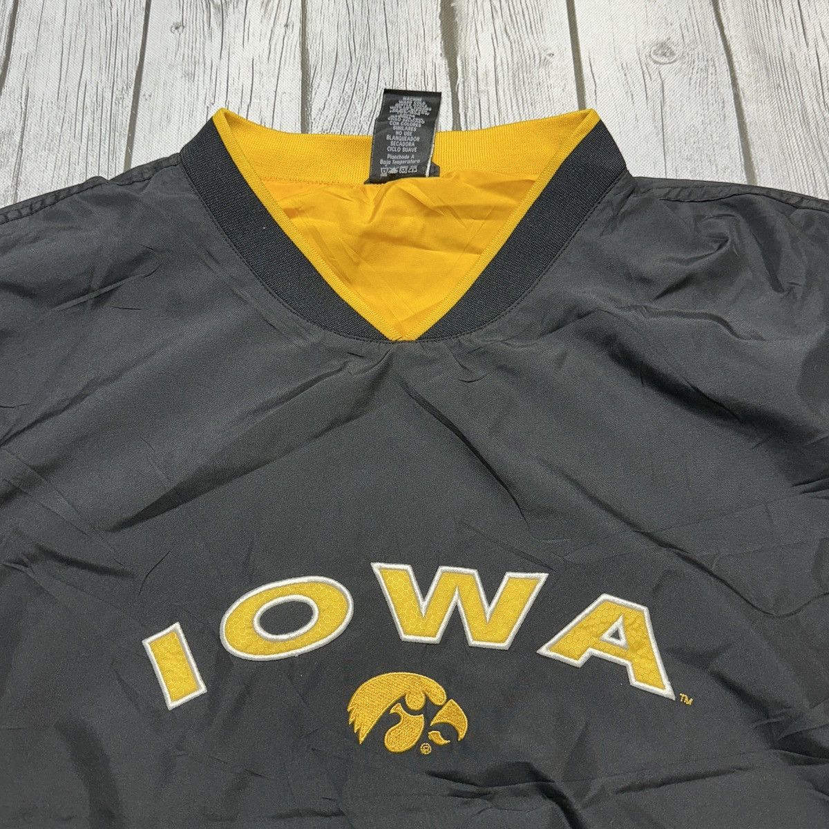 Starter Vintage Iowa Hawkeyes windbreaker Size US XL / EU 56 / 4 - 3 Thumbnail
