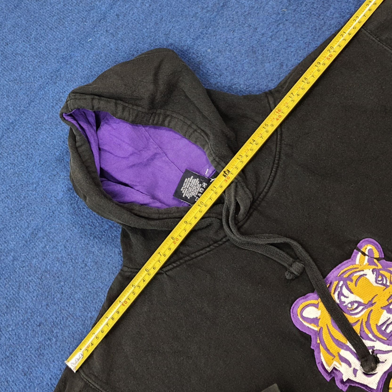 Vintage Vintage LSU Tiger Football Hoodie C270N9 Size US XL / EU 56 / 4 - 9 Thumbnail