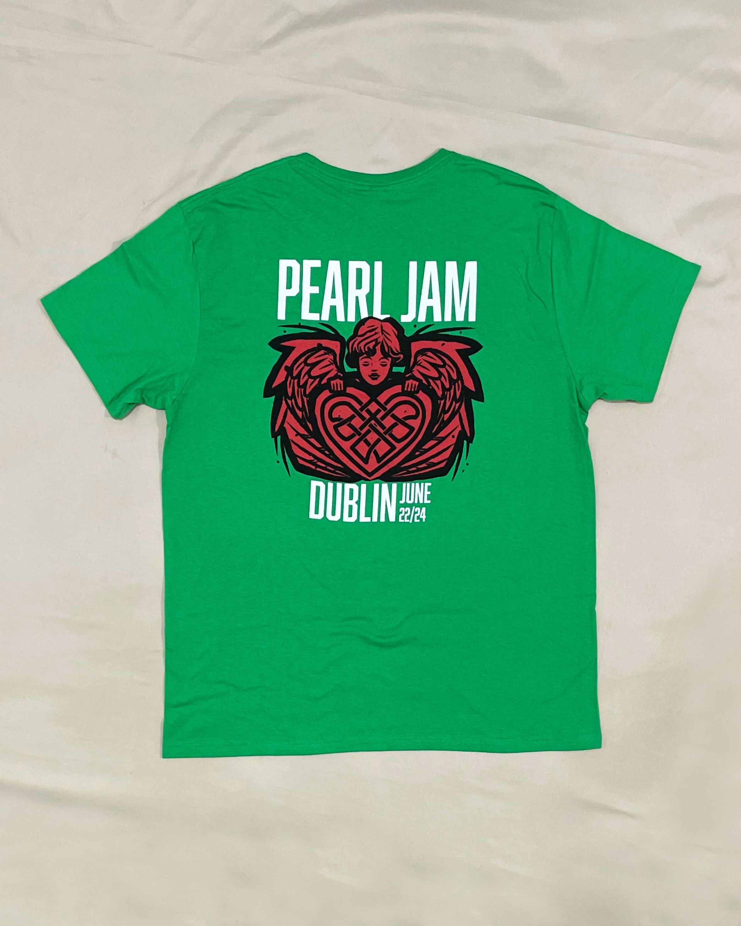Band Tees Pearl Jam Tour 2024 Dublin Tshirt Size US XL / EU 56 / 4 - 2 Thumbnail